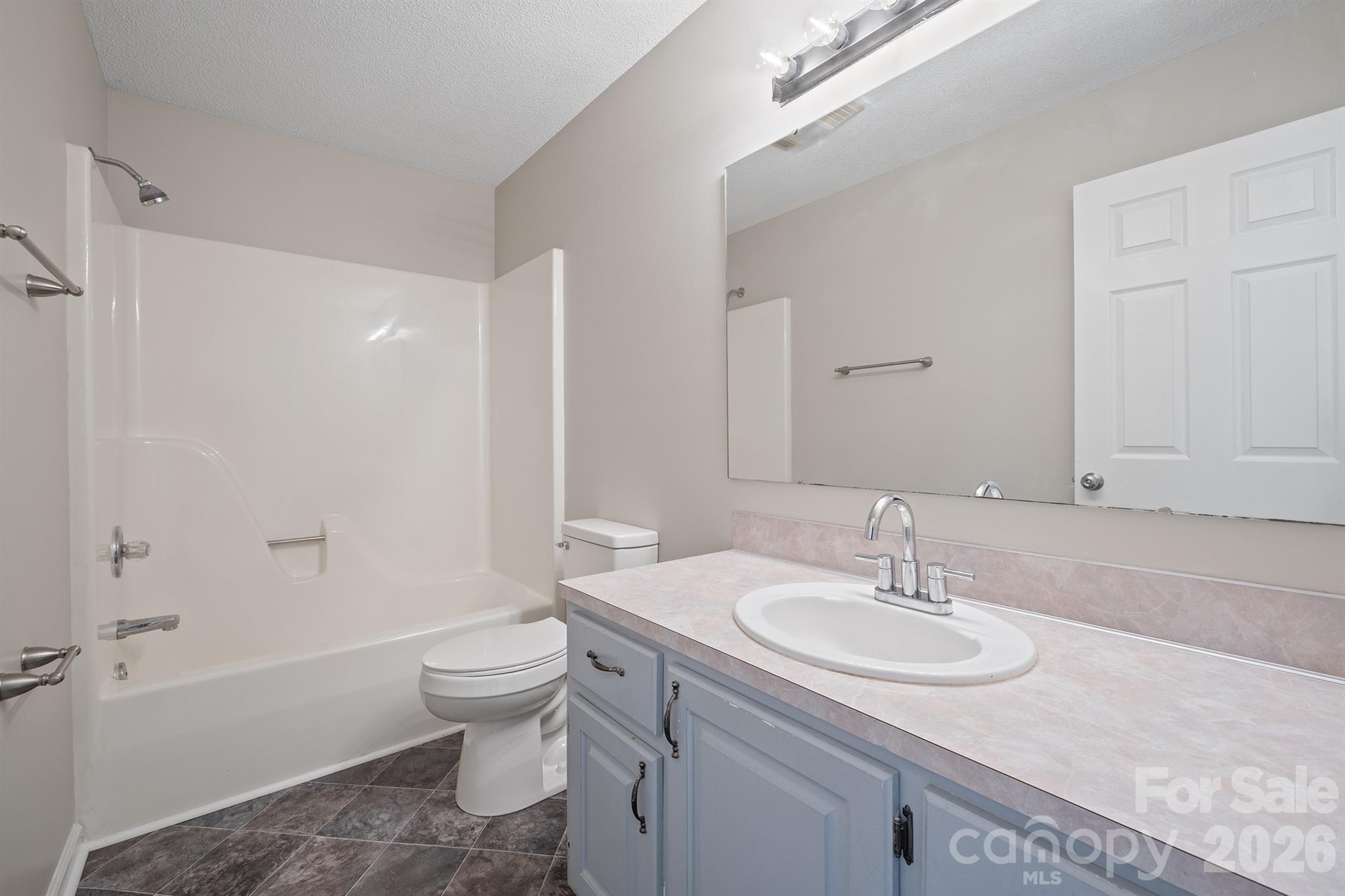 1061 Isenhour Court Property Photo 16