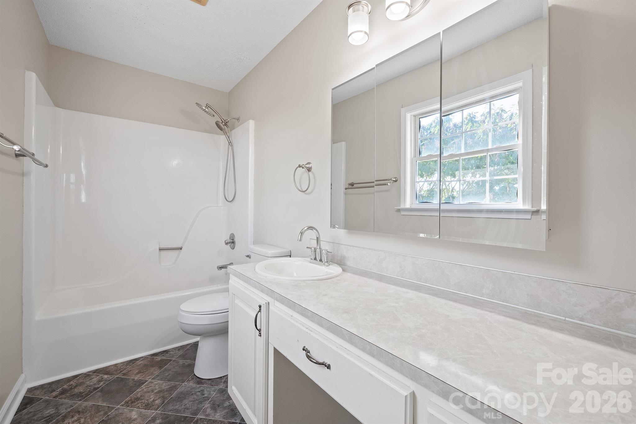 1061 Isenhour Court Property Photo 23