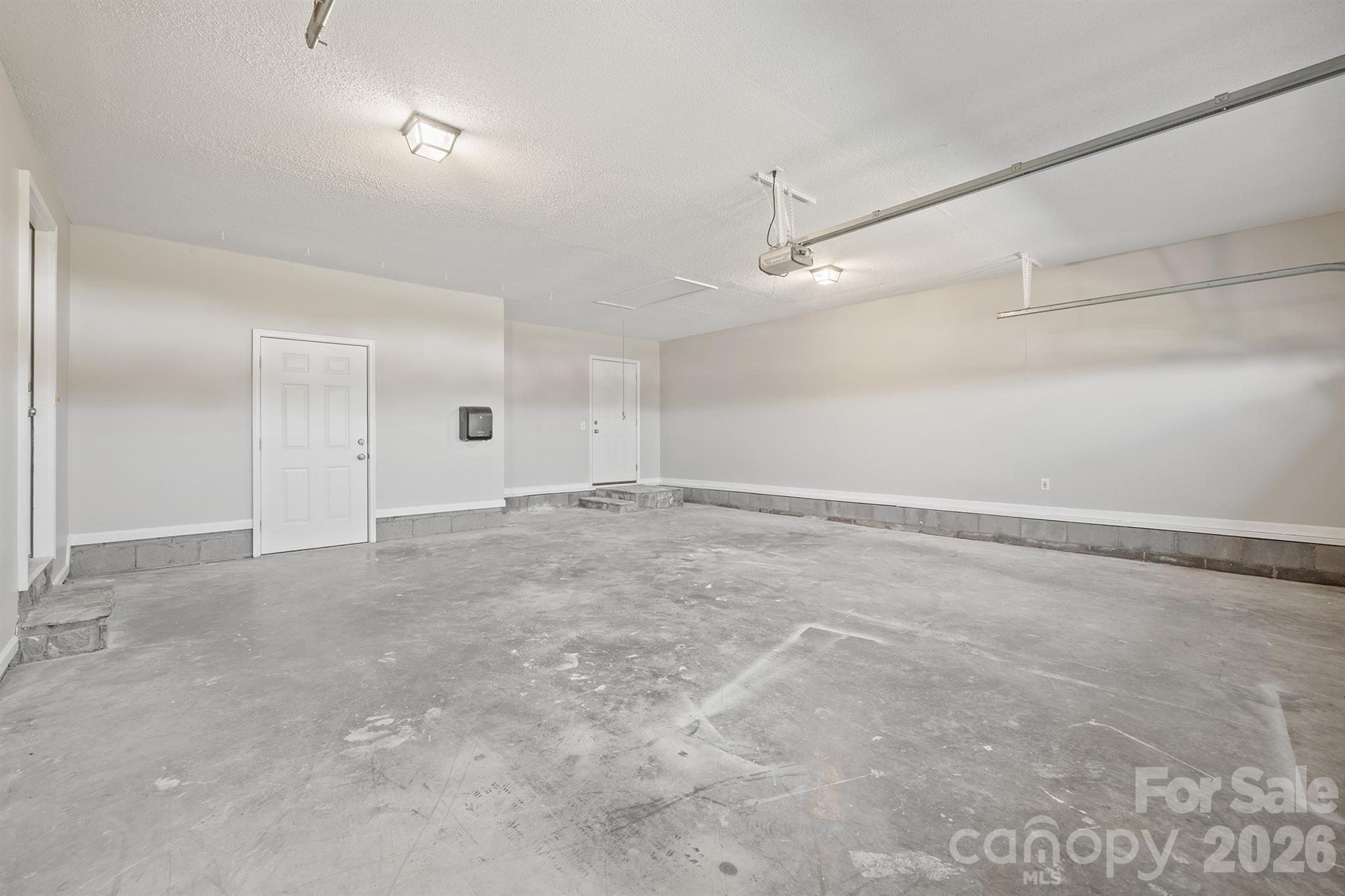 1061 Isenhour Court Property Photo 29