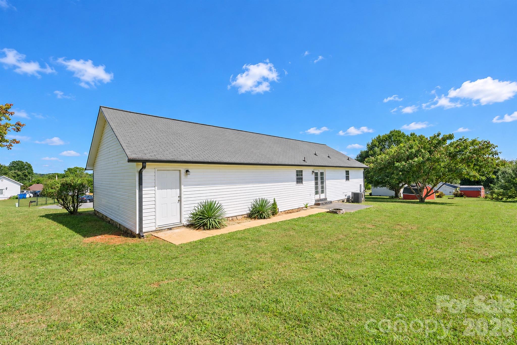 1061 Isenhour Court Property Photo 33