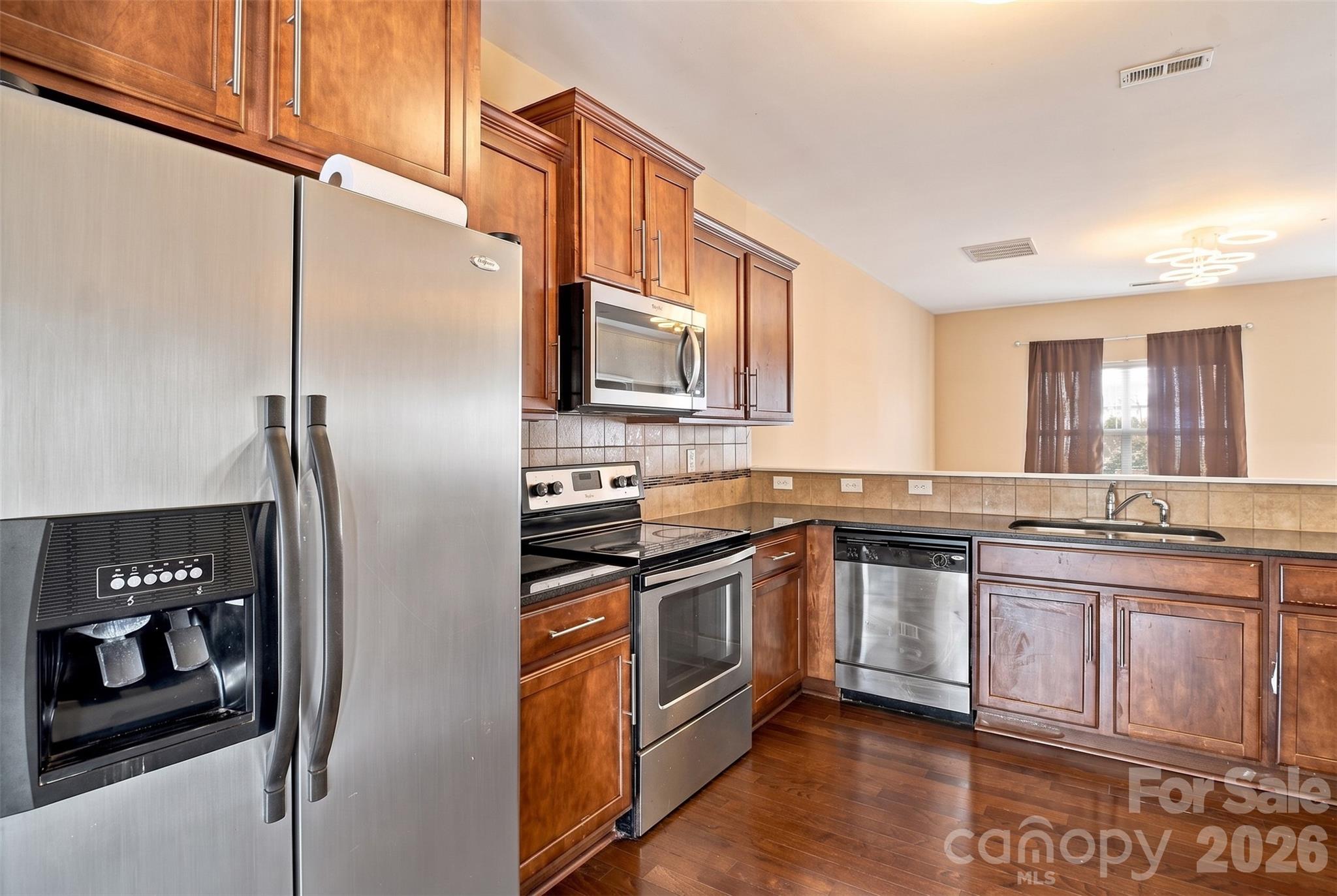 433 Battery Circle Property Photo 8