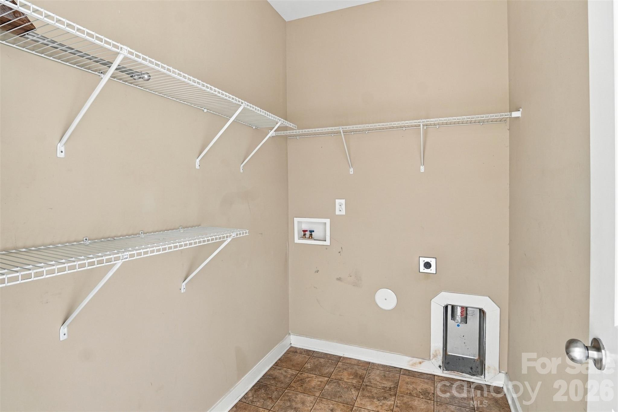 433 Battery Circle Property Photo 12