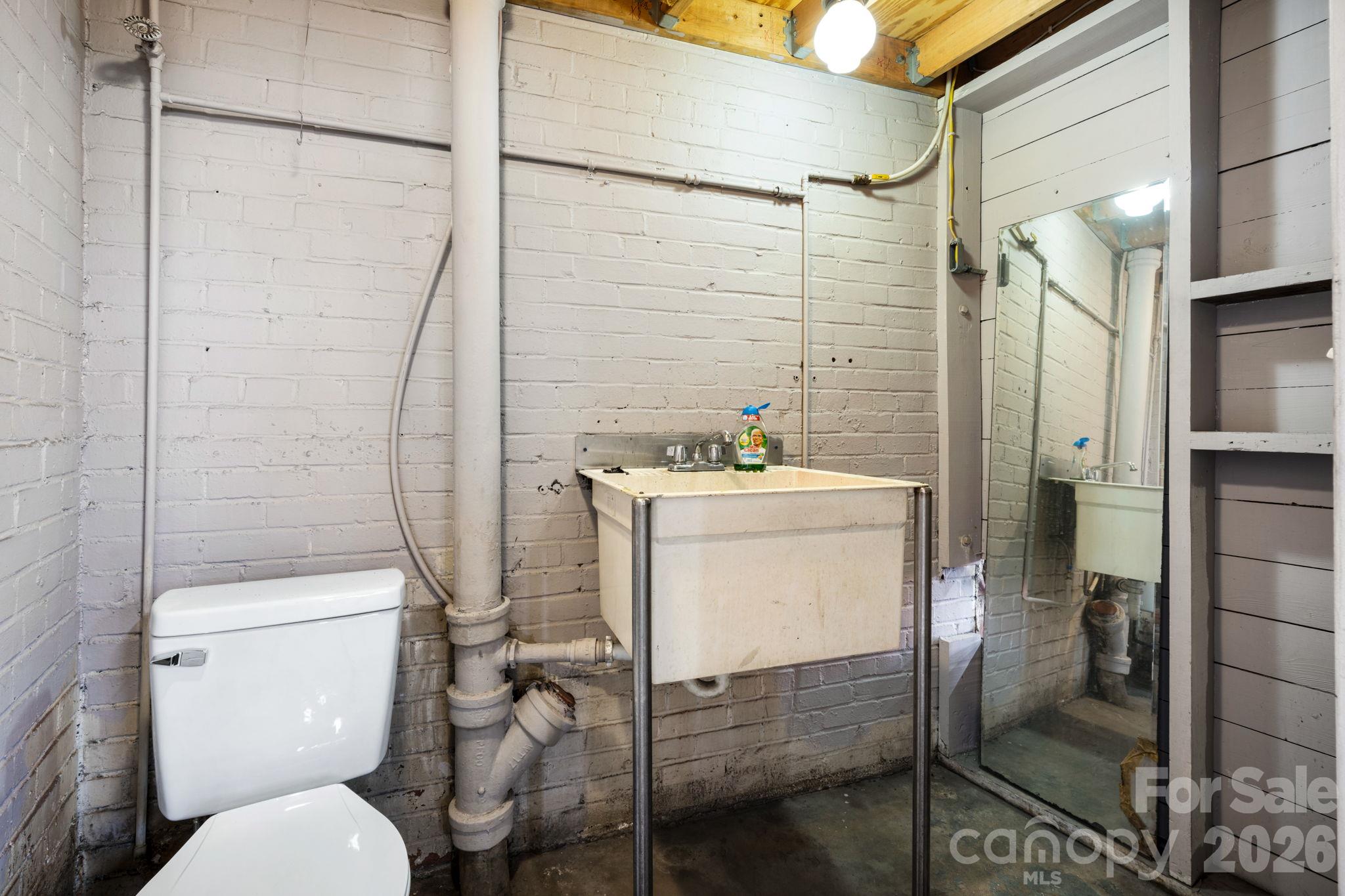 313 Main Avenue Property Photo 13