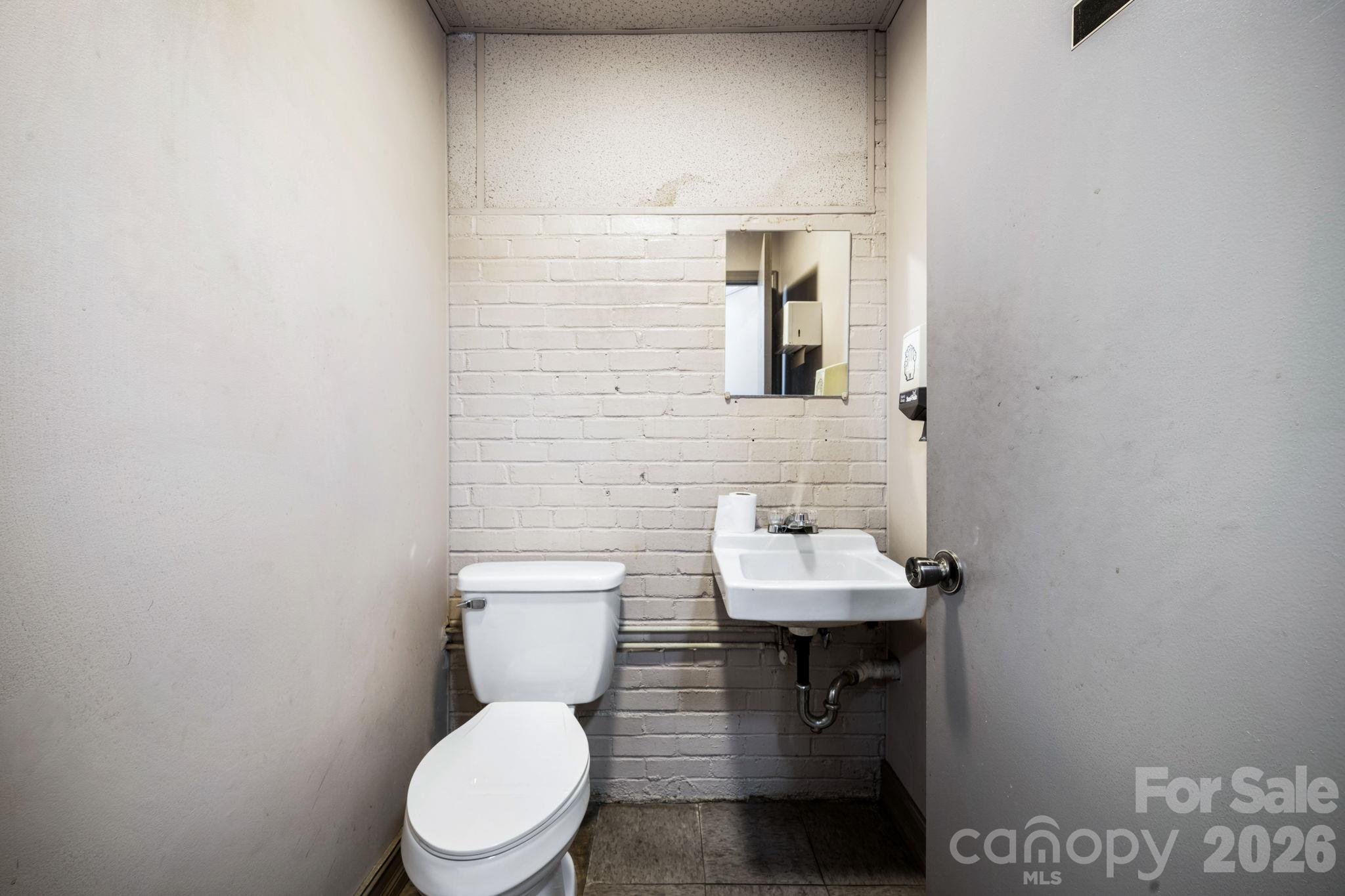 313 Main Avenue Property Photo 31