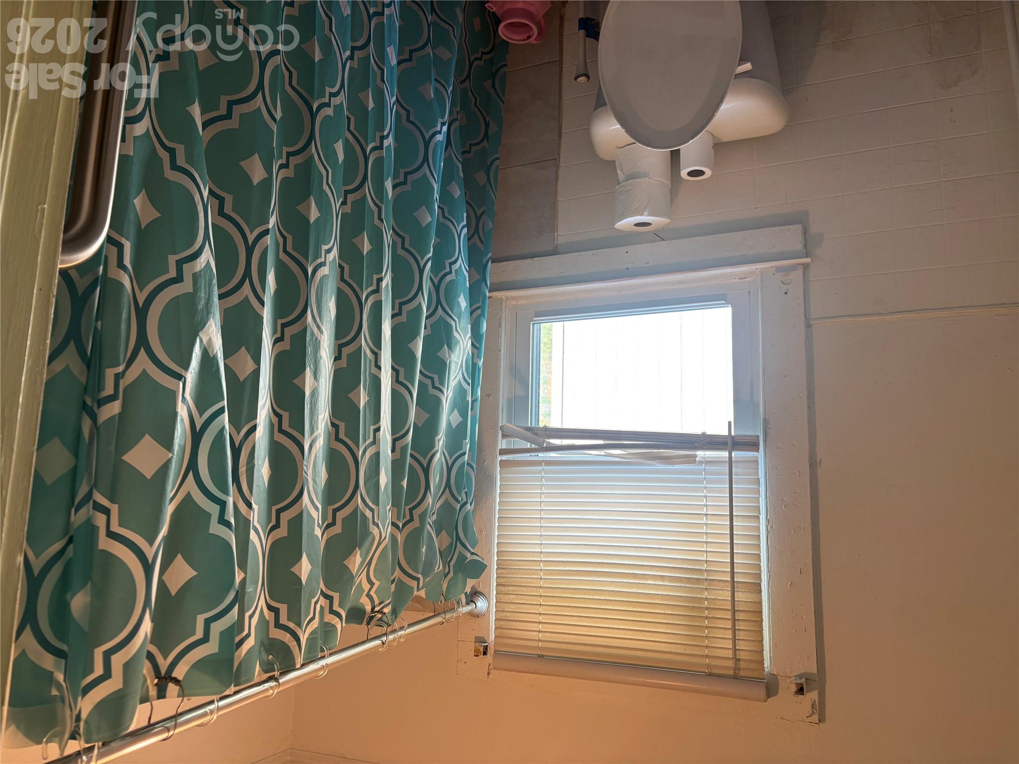 2615 S Anderson Road Property Photo 16