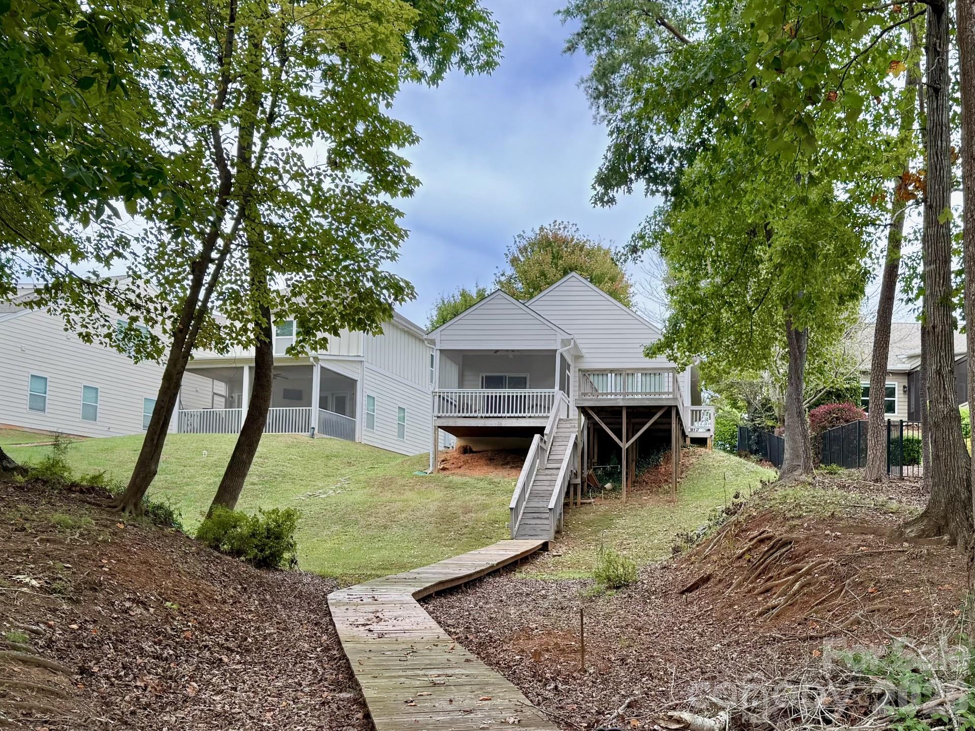 25502 Seagull Drive Property Photo 2