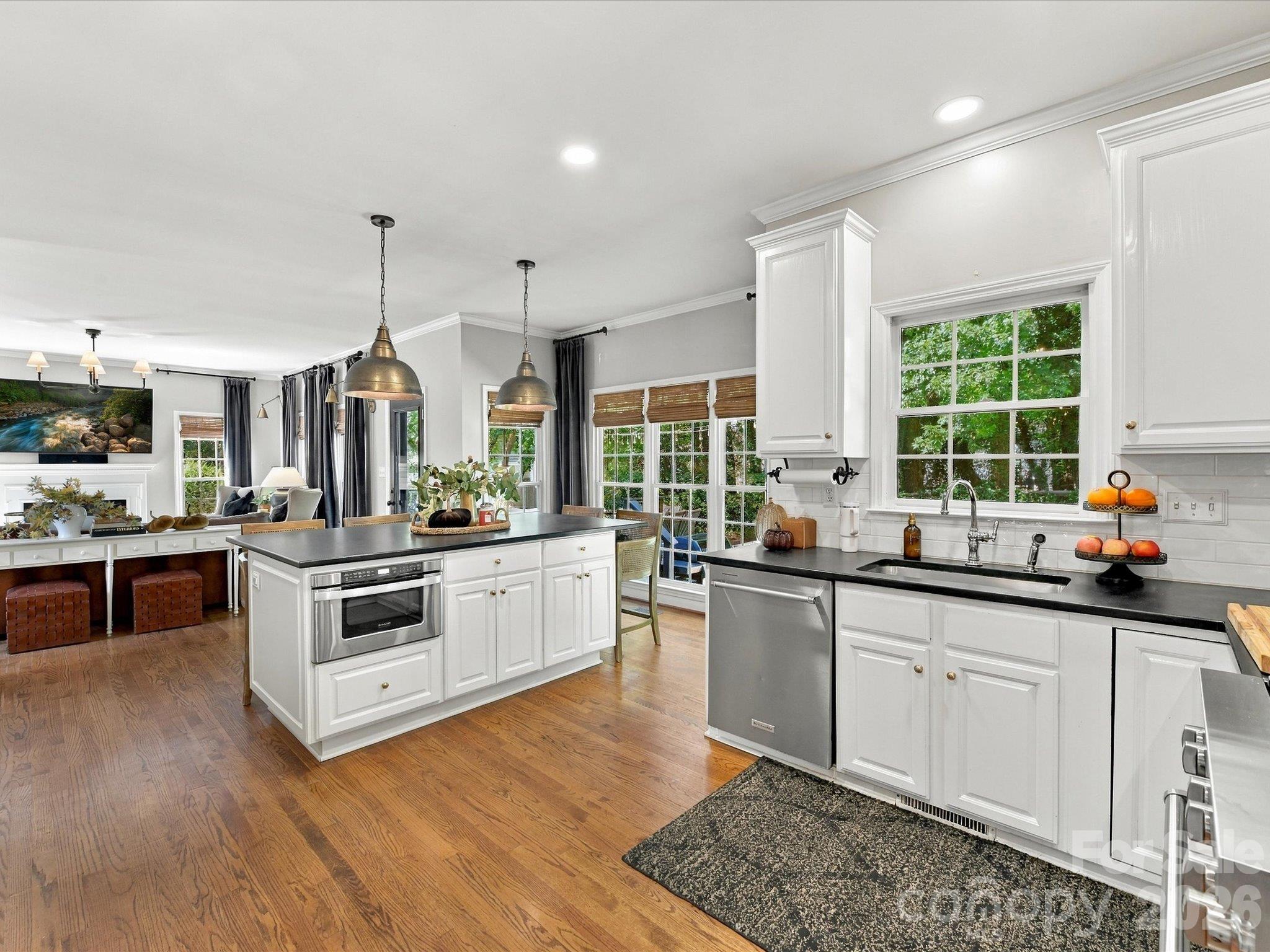 17127 Windy Oaks Court Property Photo 12