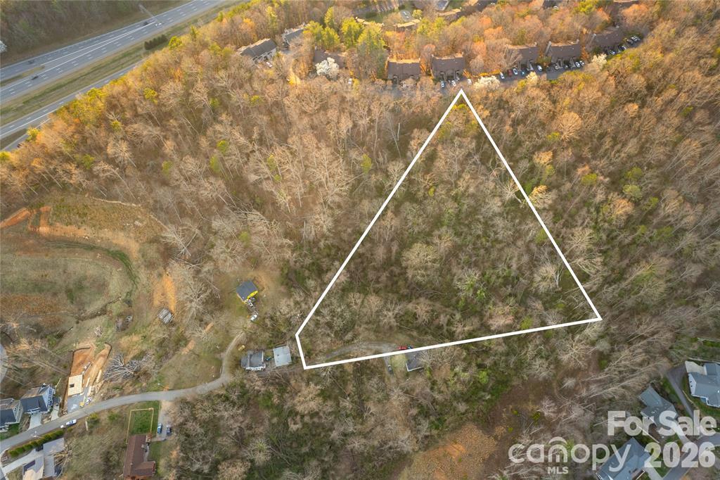 9999 Weaver Hill Road Property Photo 6