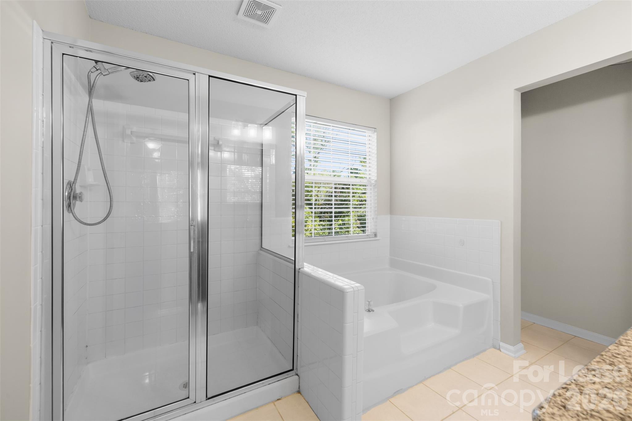 6102 Tesh Court Property Photo 26