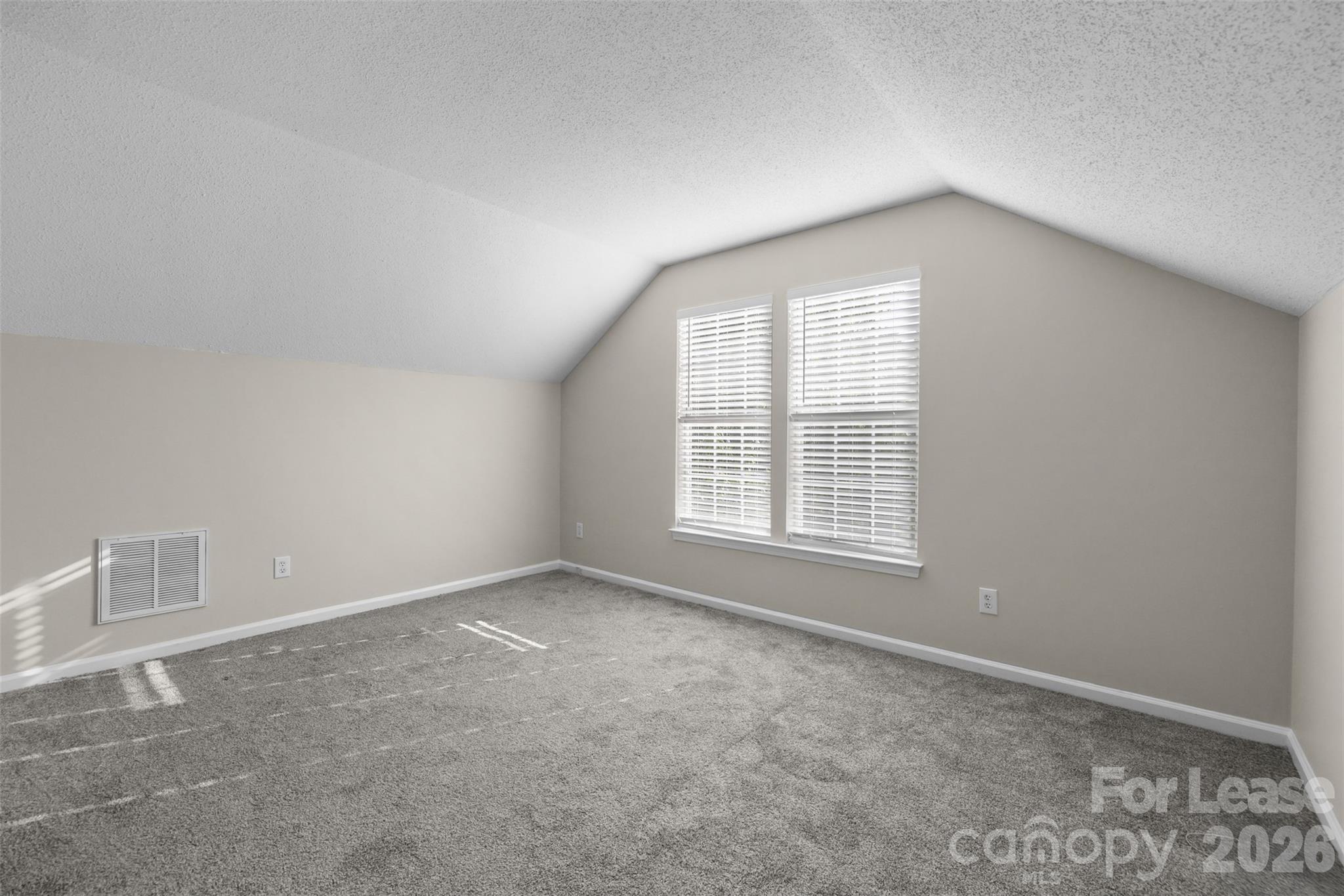 6102 Tesh Court Property Photo 28