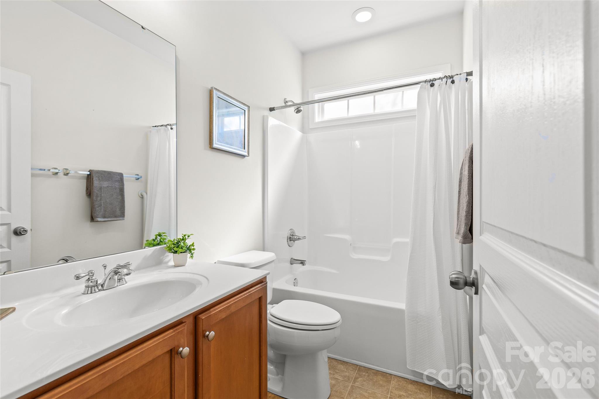5003 Symphony Lane Property Photo 9