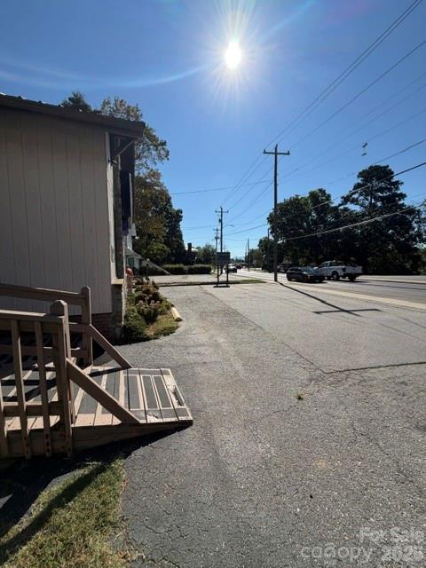 899 Haywood Road Property Photo 5
