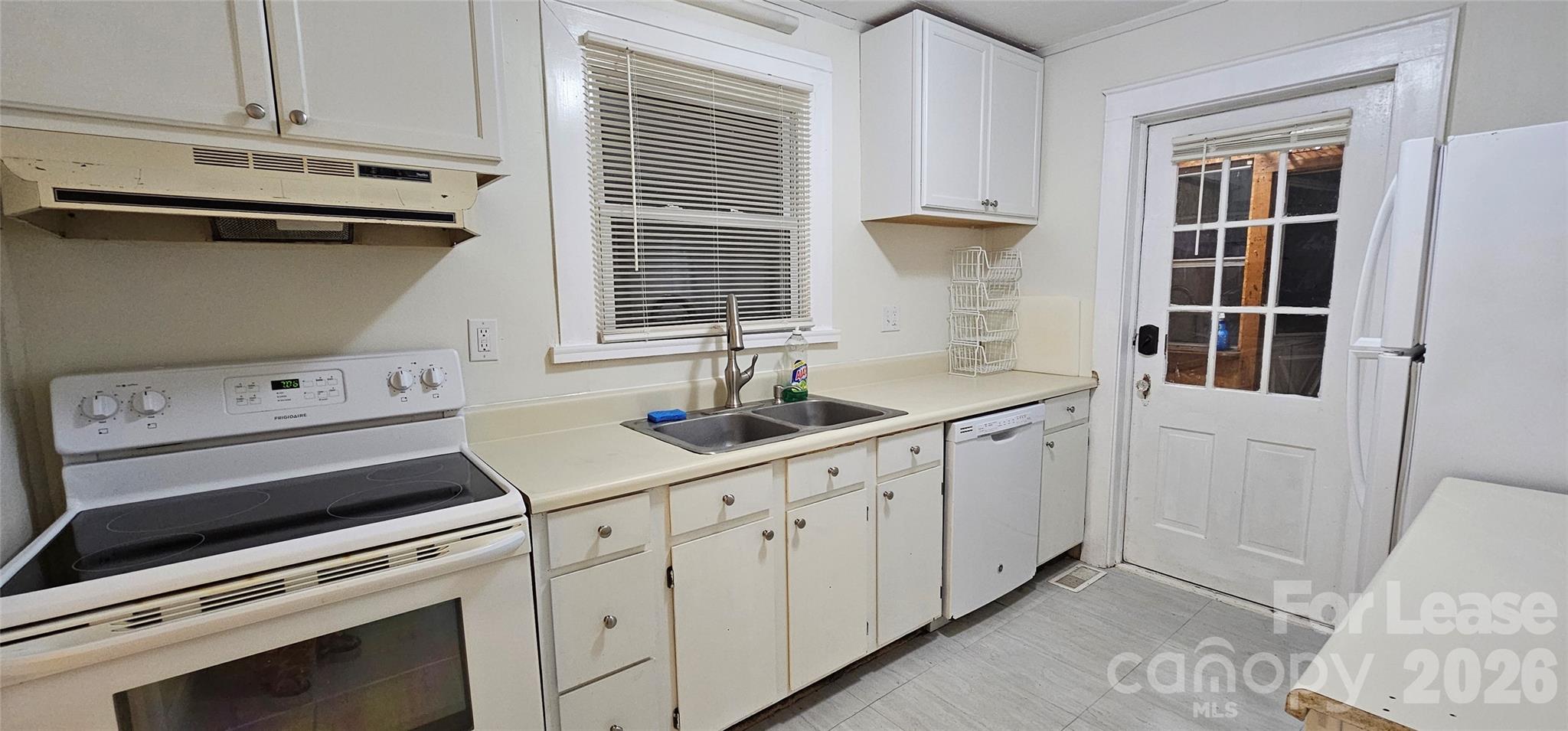 1012 8th Street Property Photo 6