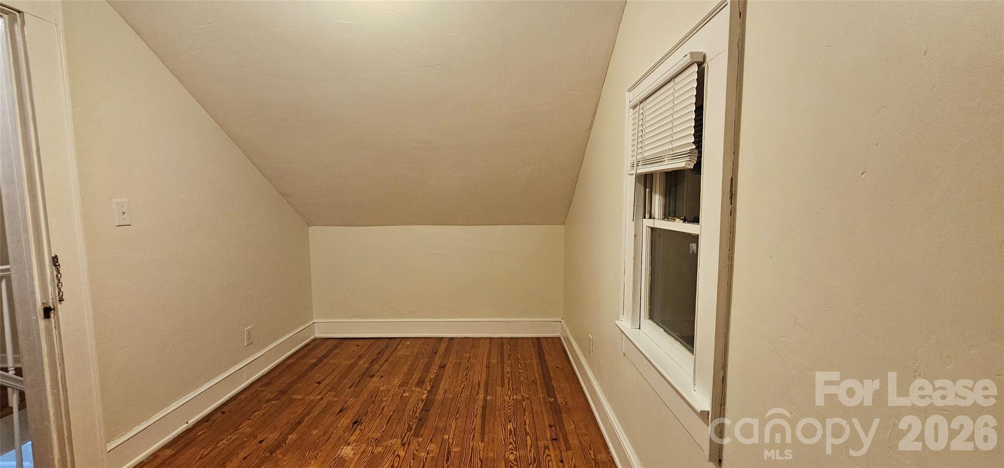1012 8th Street Property Photo 8