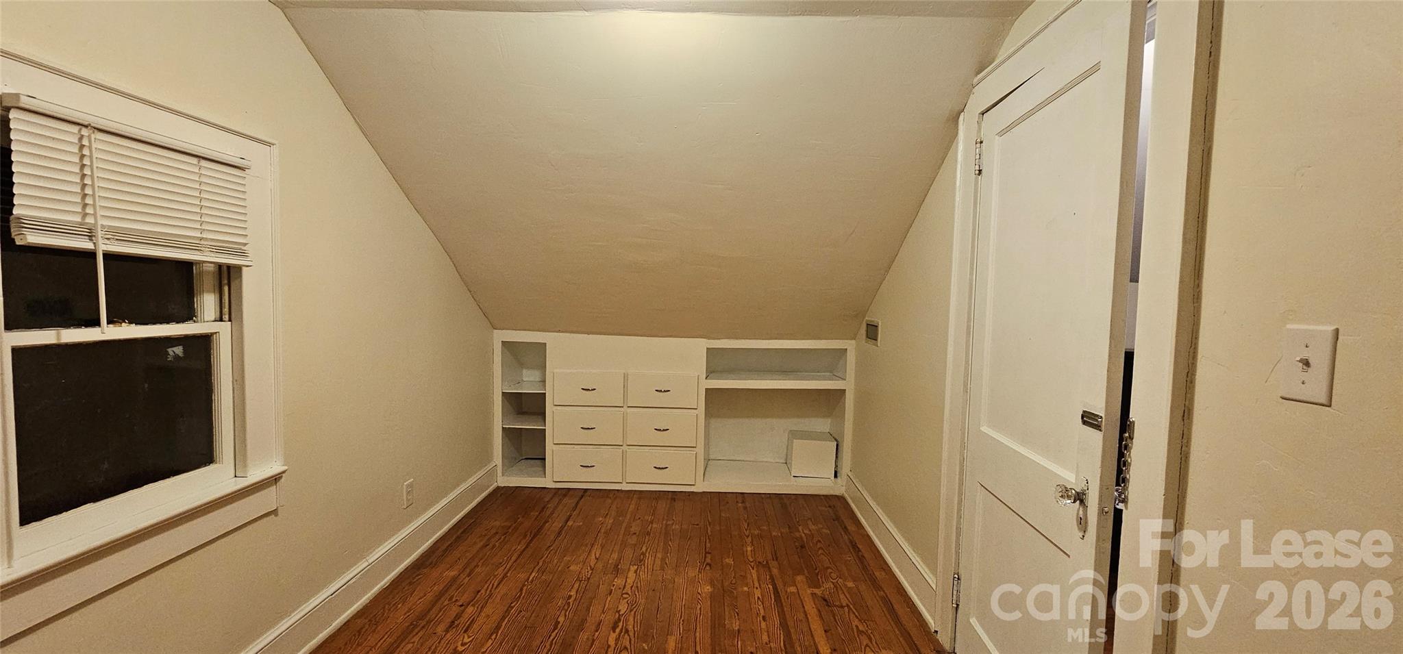 1012 8th Street Property Photo 9