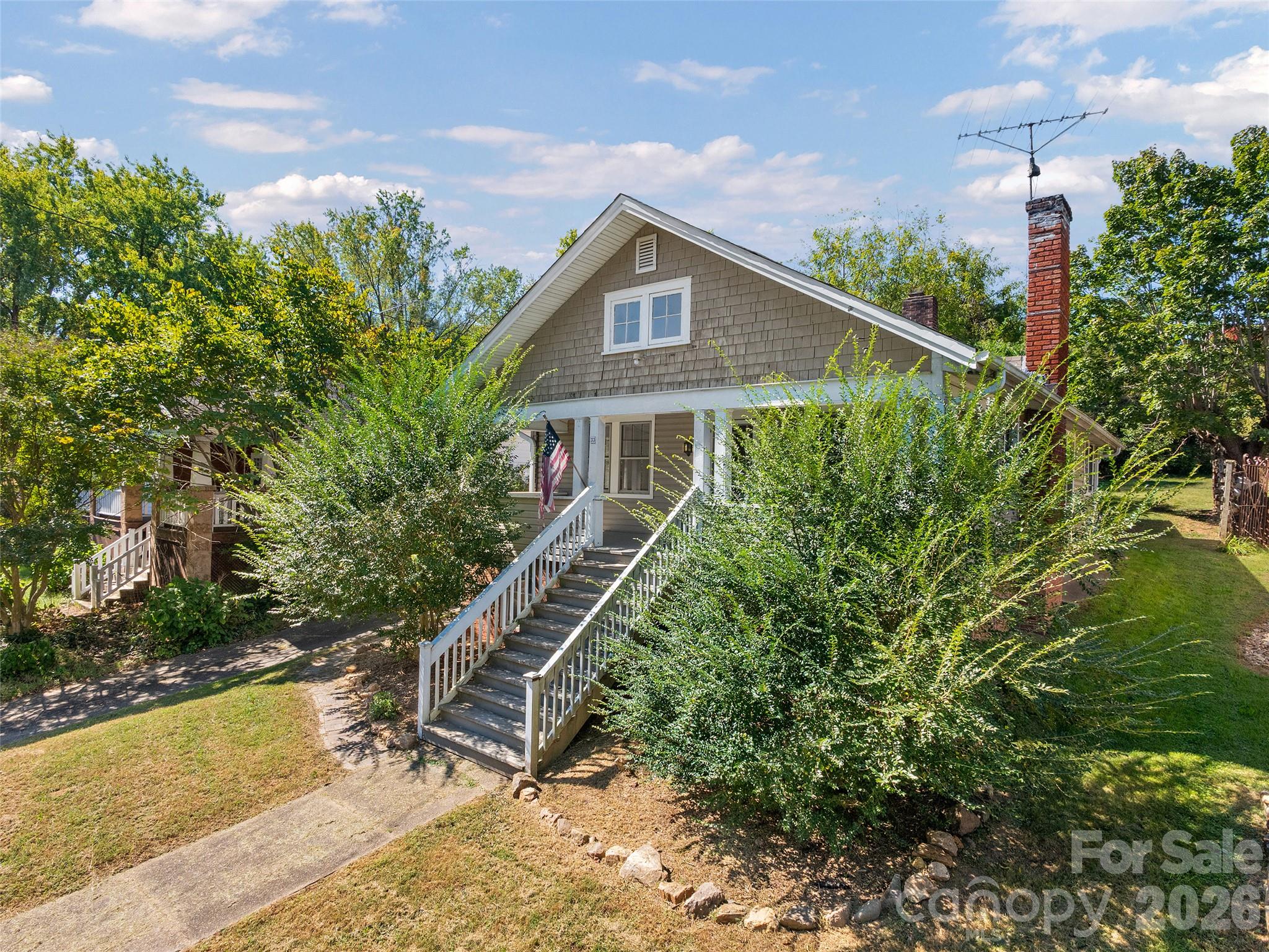 33 Madeline Avenue Property Photo 2