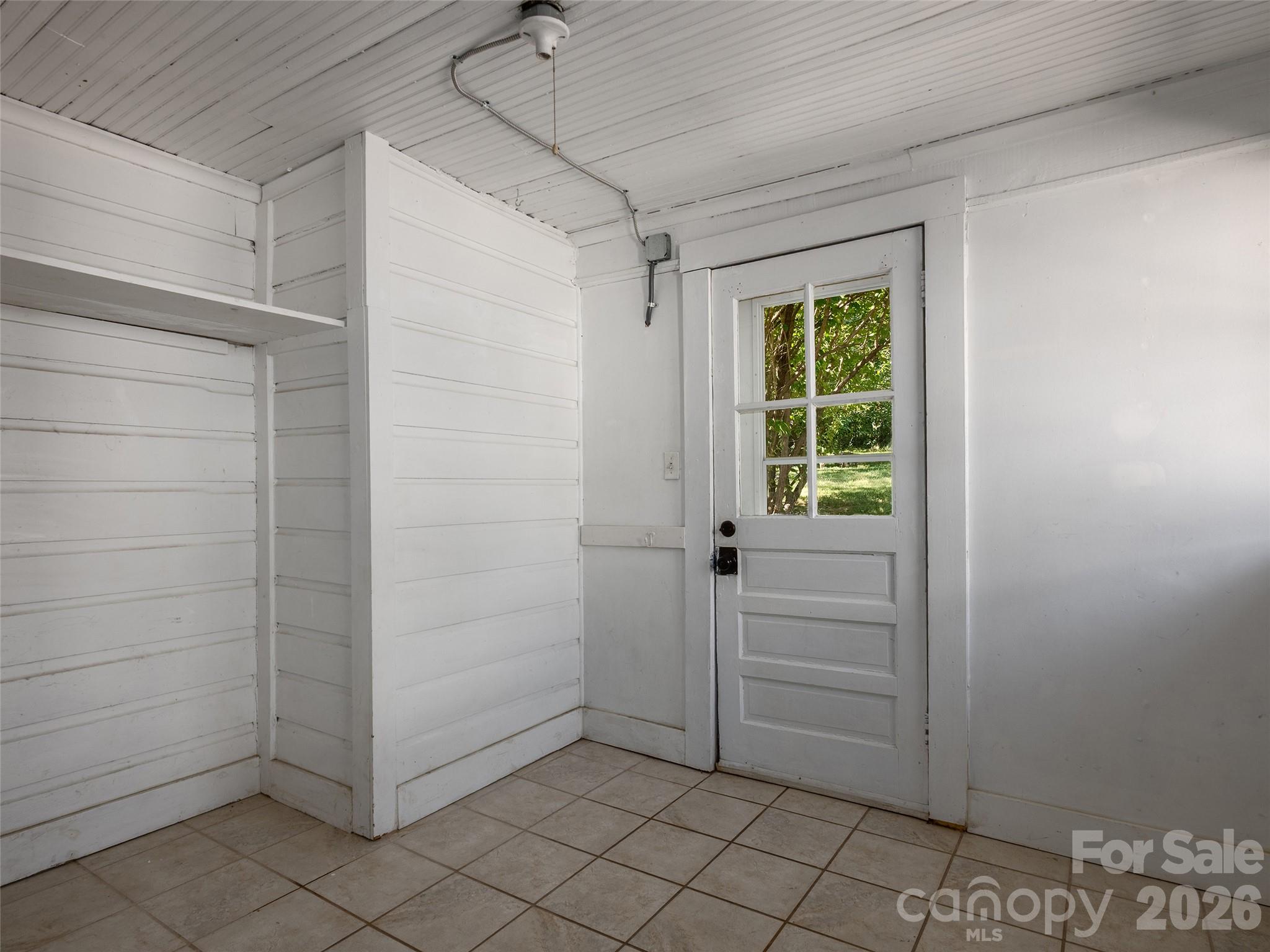 33 Madeline Avenue Property Photo 16