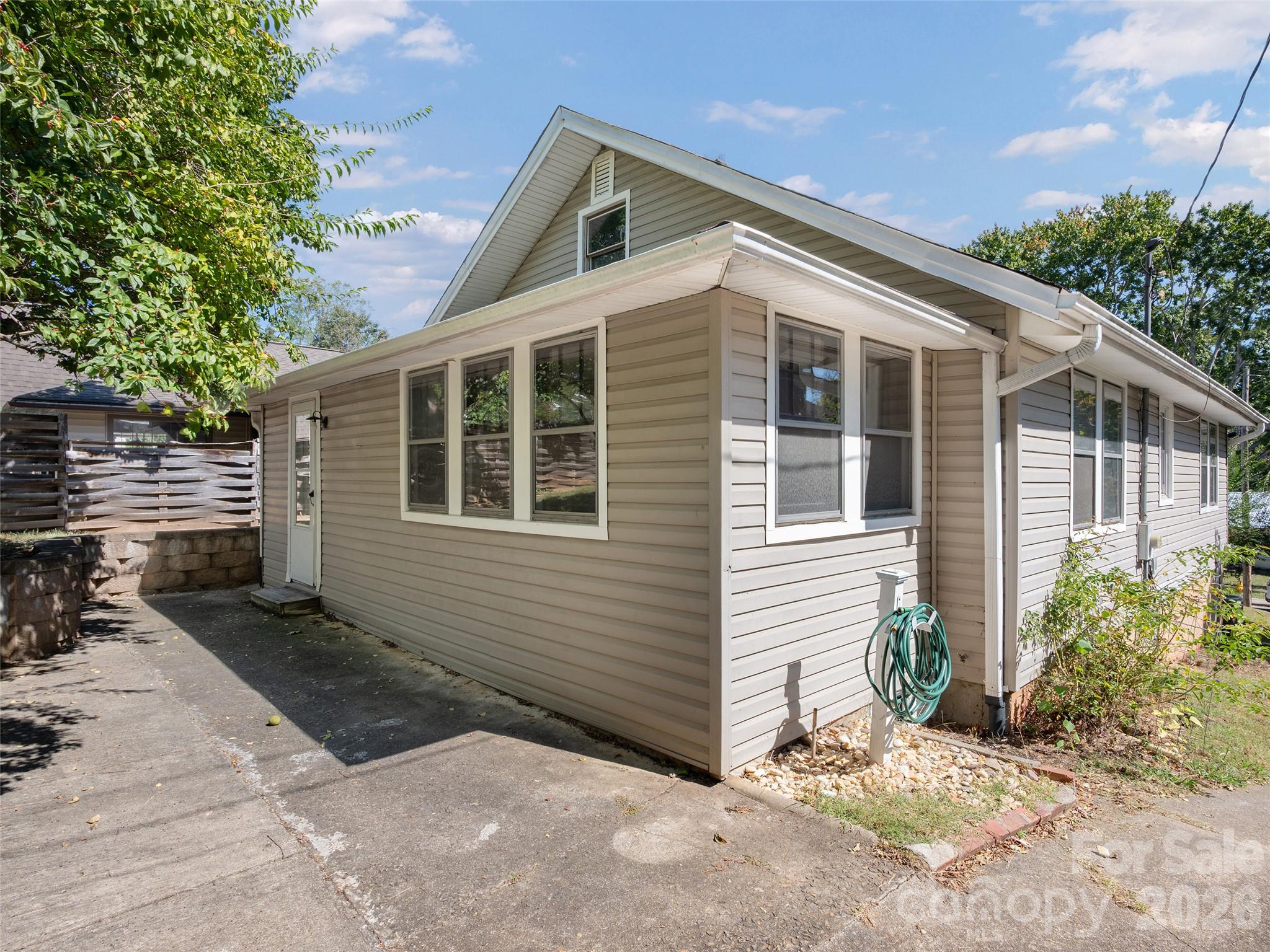 33 Madeline Avenue Property Photo 20