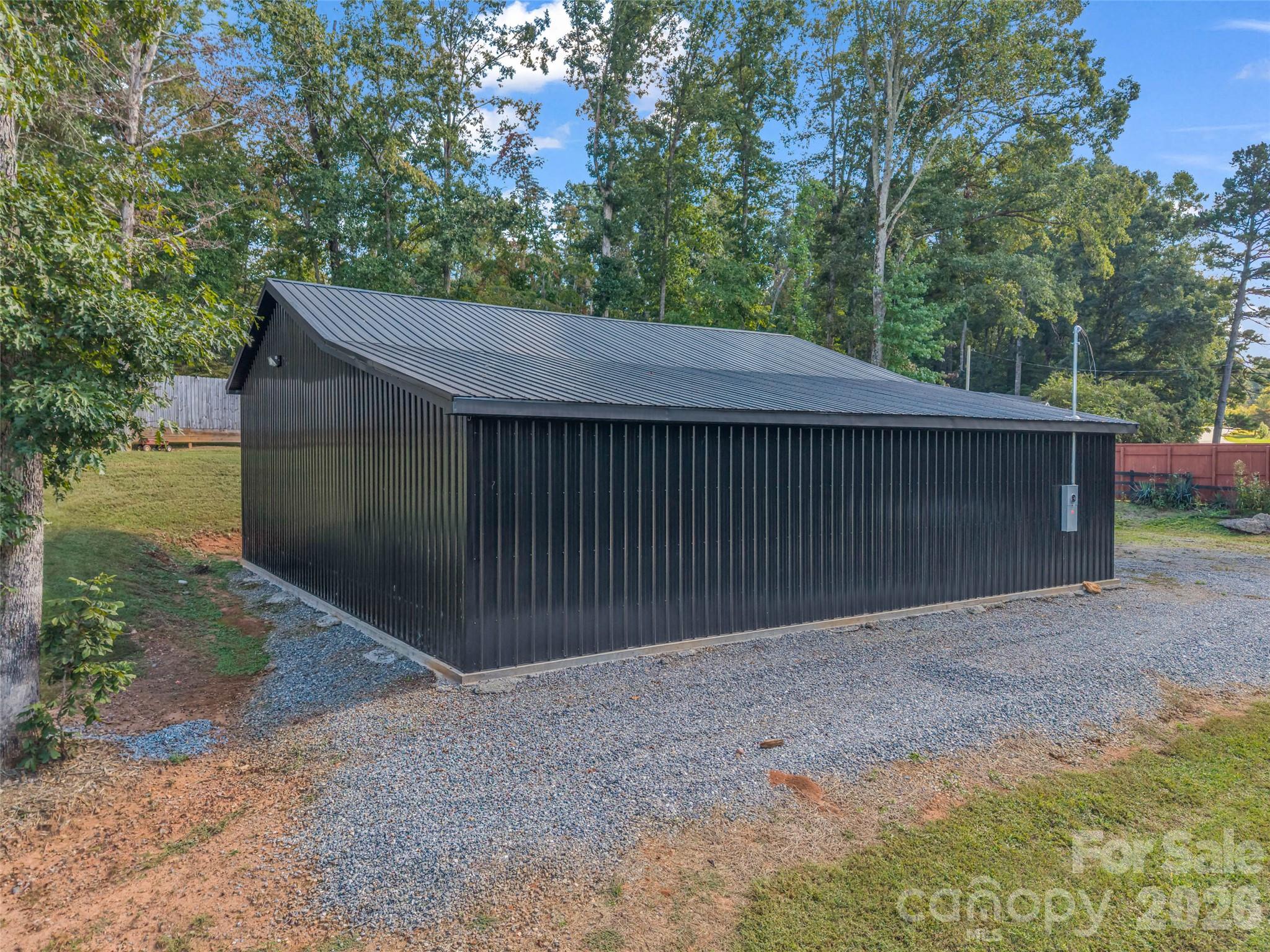 194 Lyles Pond Road Property Photo 8