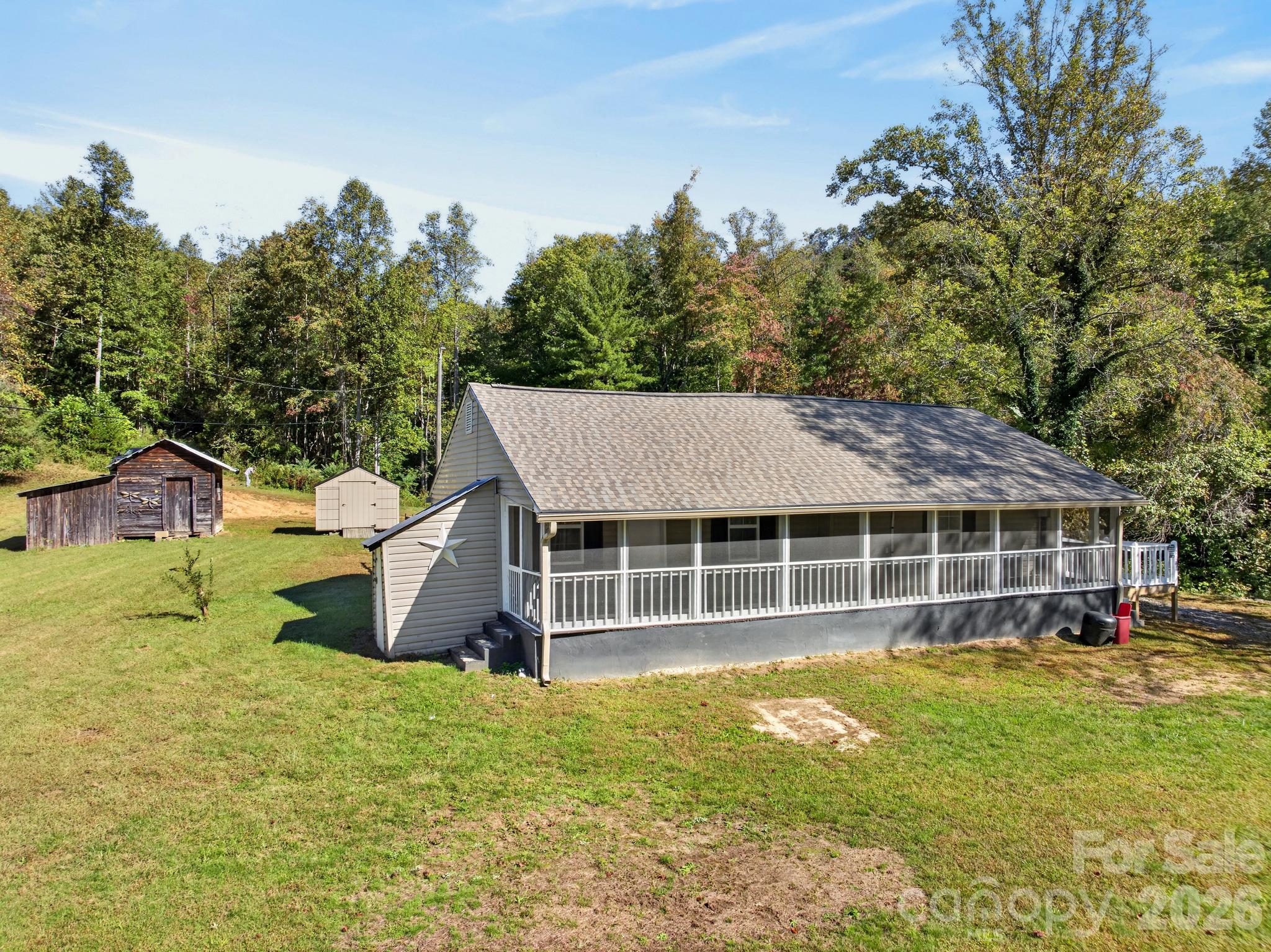2805 H T Road Property Photo 4