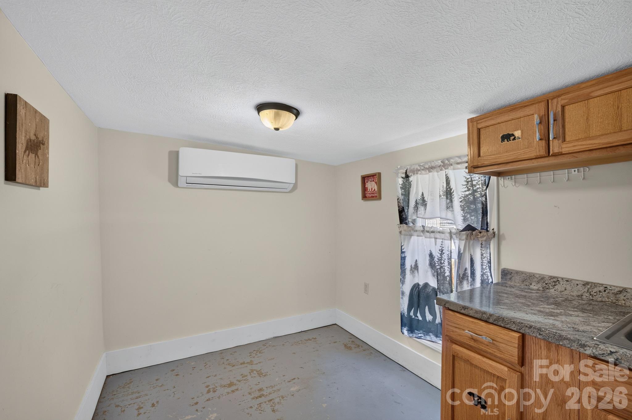 2805 H T Road Property Photo 12