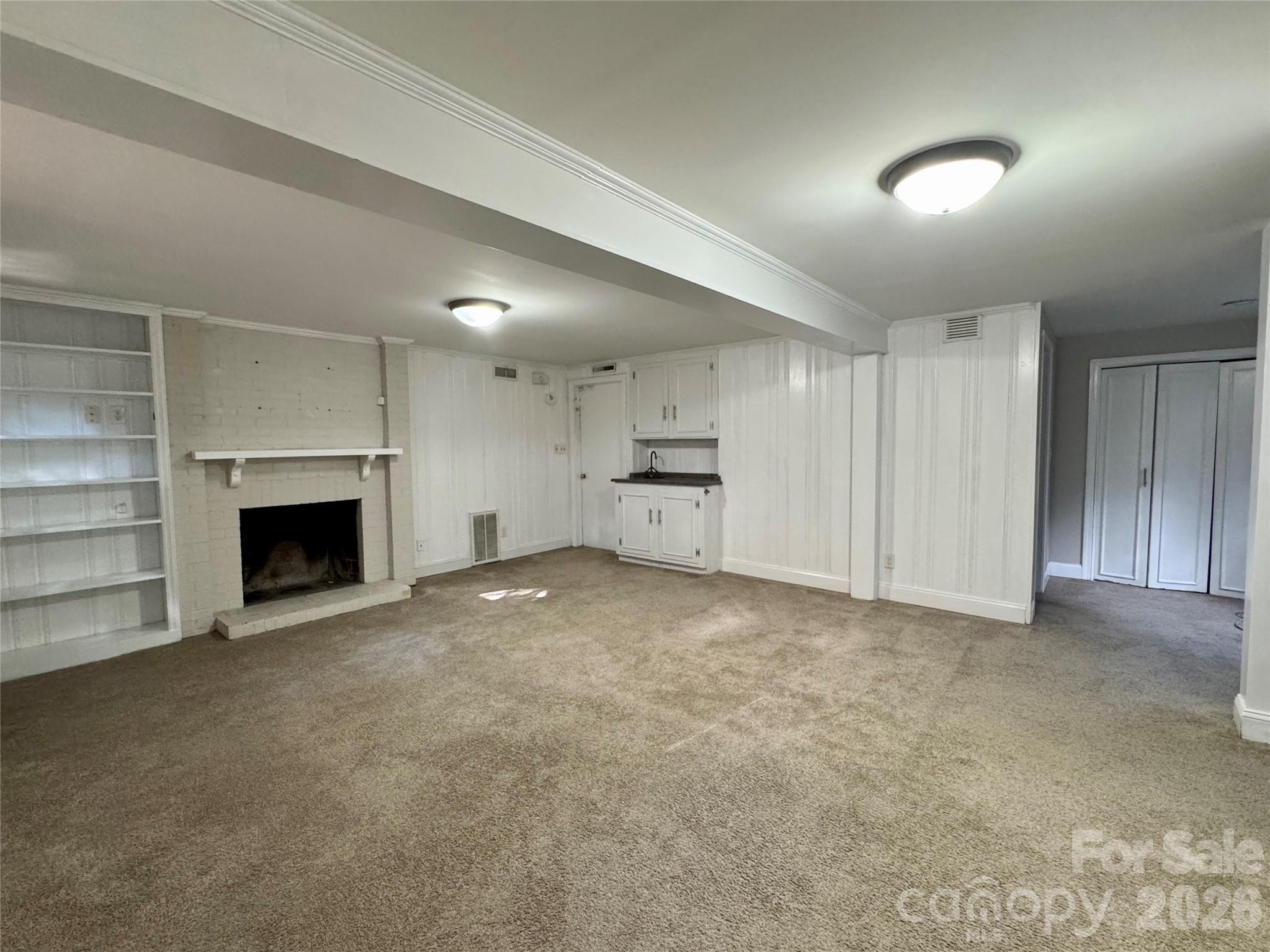 2108 Hassell Place Property Photo 19