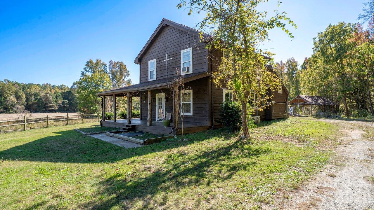 2955 Sherrills Ford Road Property Photo 9