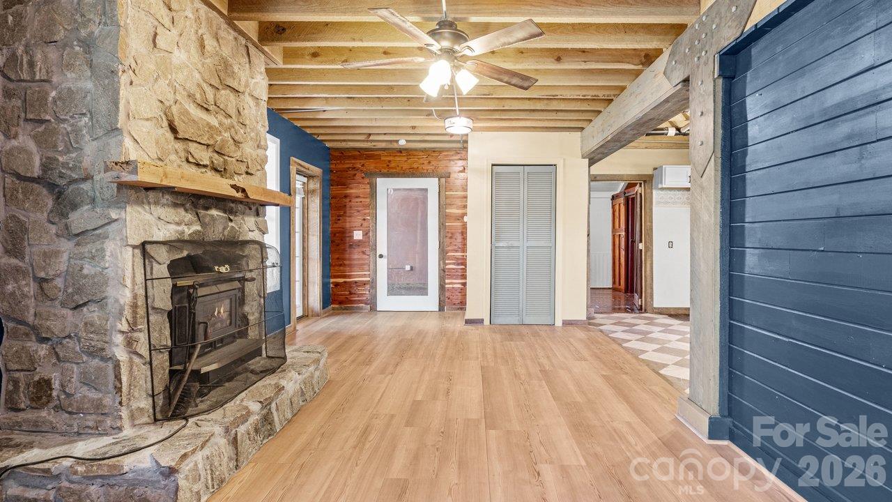 2955 Sherrills Ford Road Property Photo 11