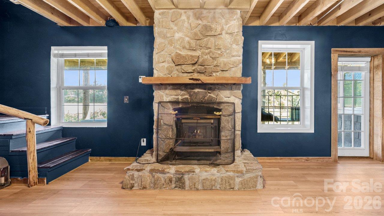2955 Sherrills Ford Road Property Photo 13