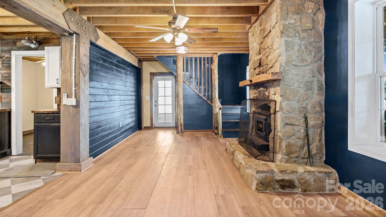 2955 Sherrills Ford Road Property Photo 14