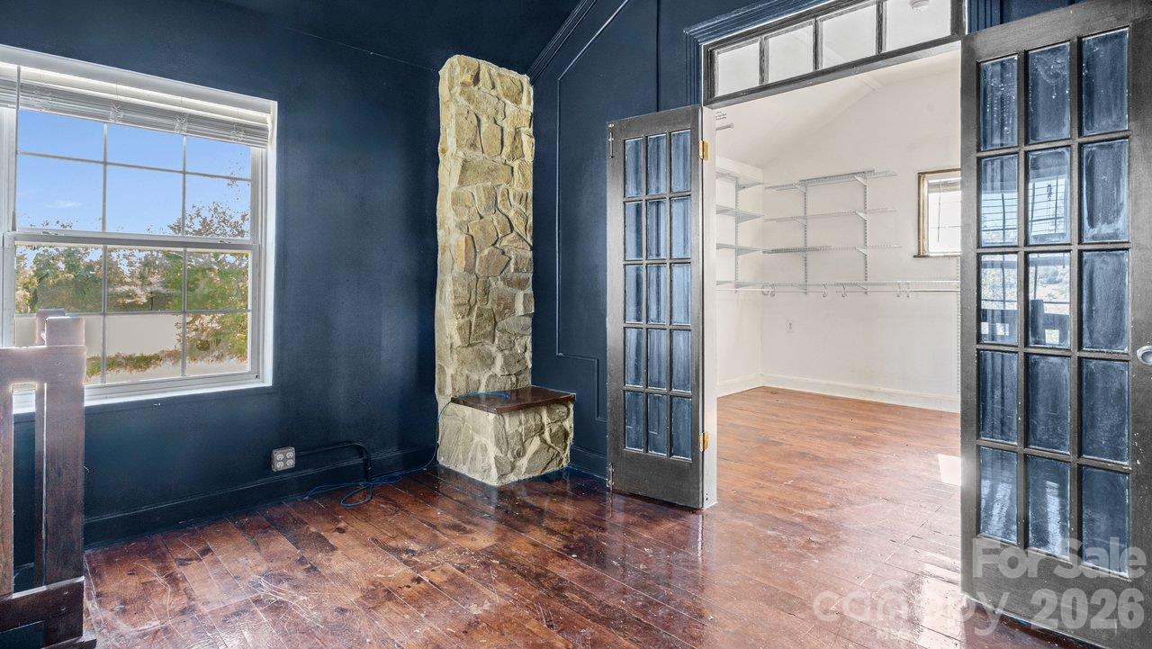 2955 Sherrills Ford Road Property Photo 16