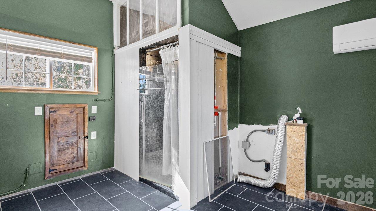 2955 Sherrills Ford Road Property Photo 33
