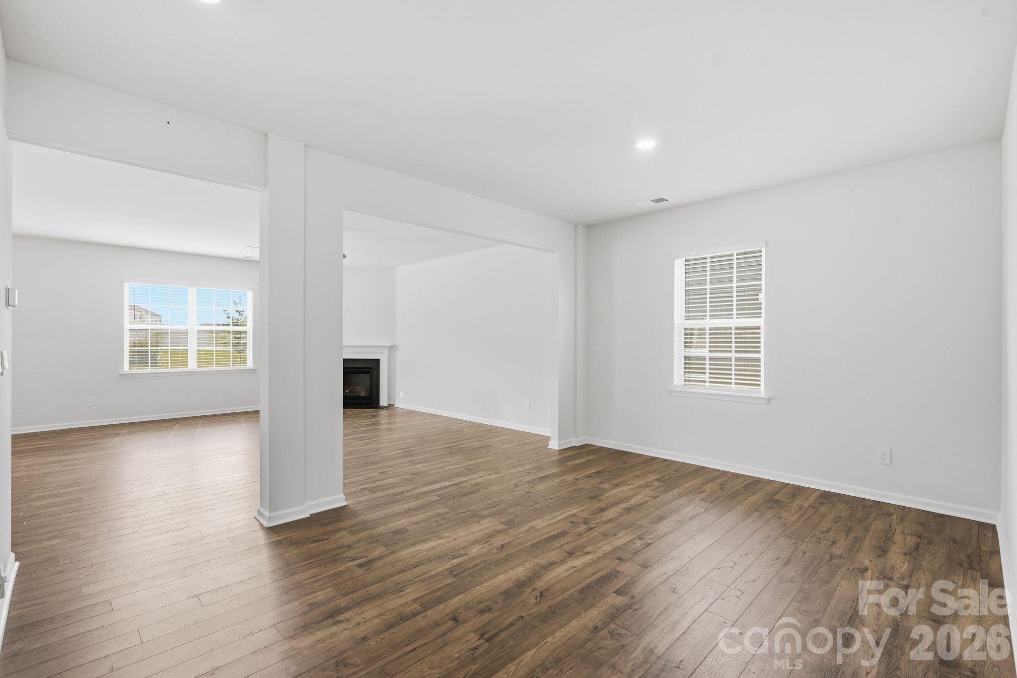 9251 Mackinaw Drive Property Photo 10