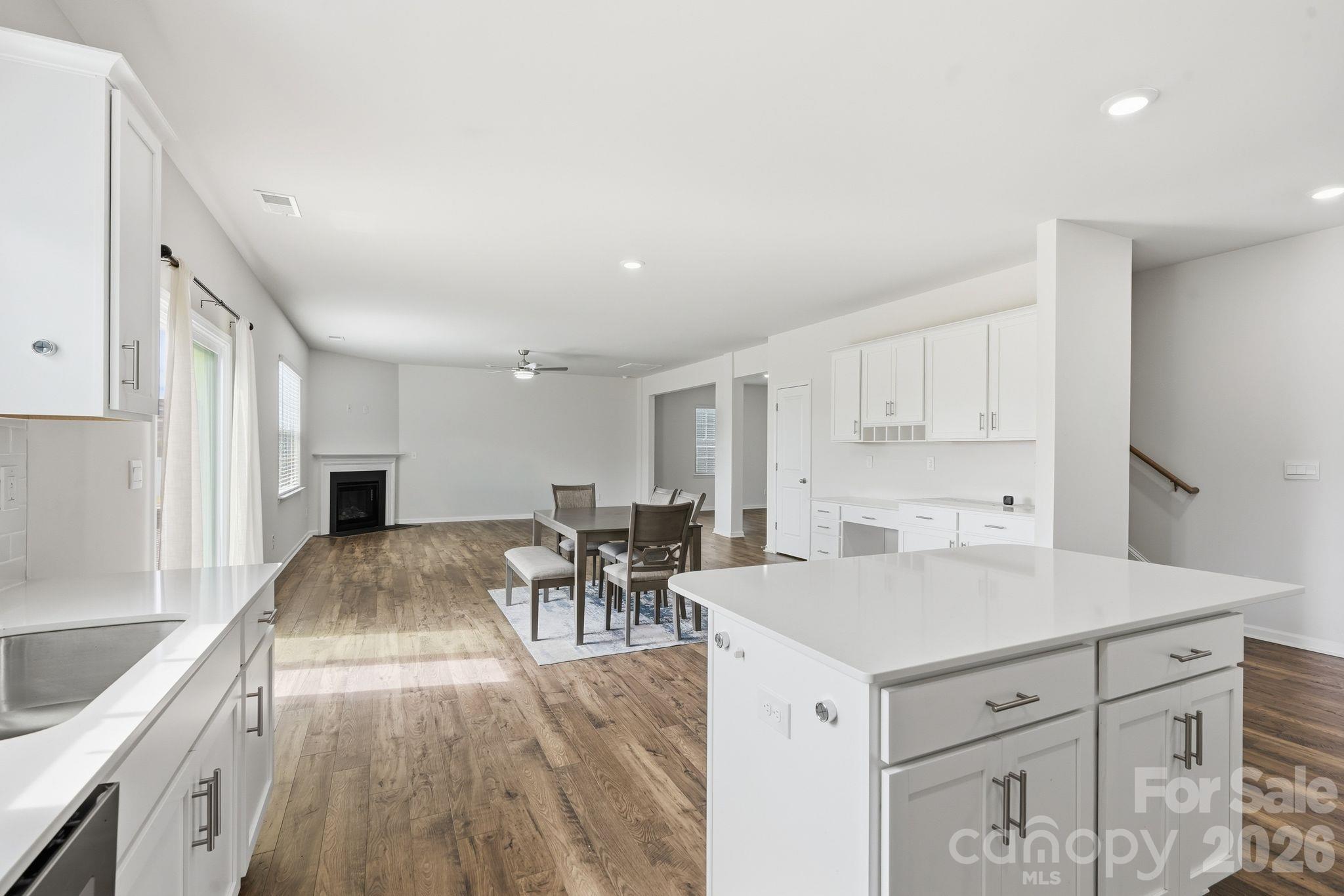 9251 Mackinaw Drive Property Photo 15