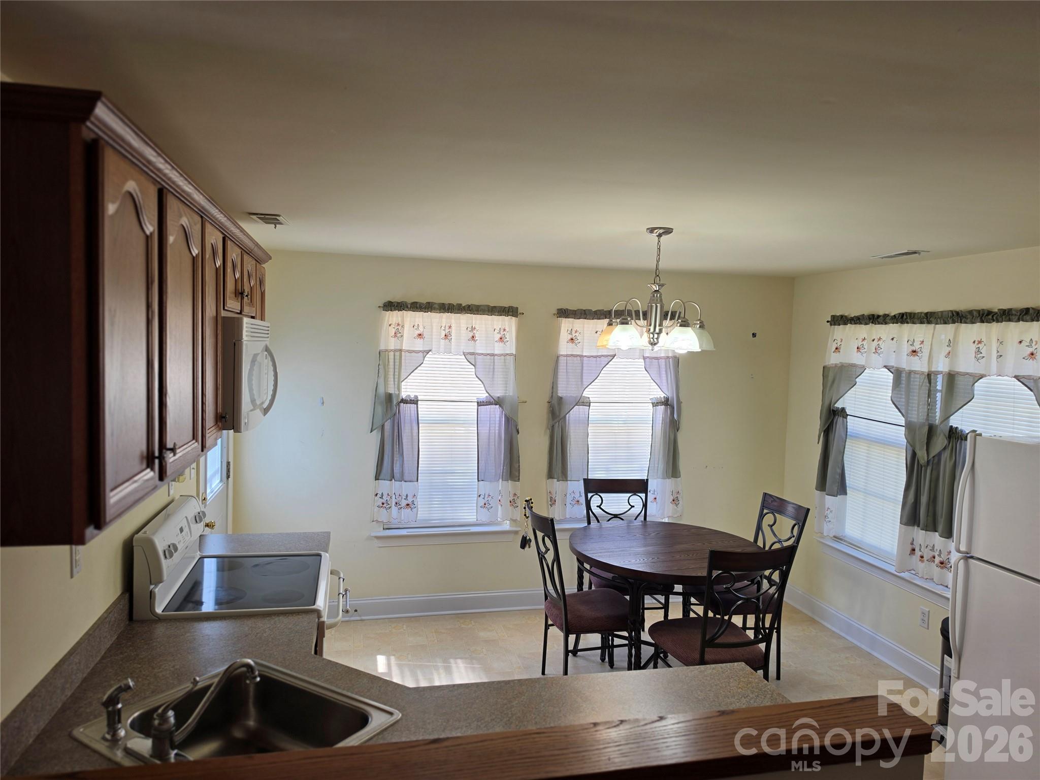 218 Center Street Property Photo 1