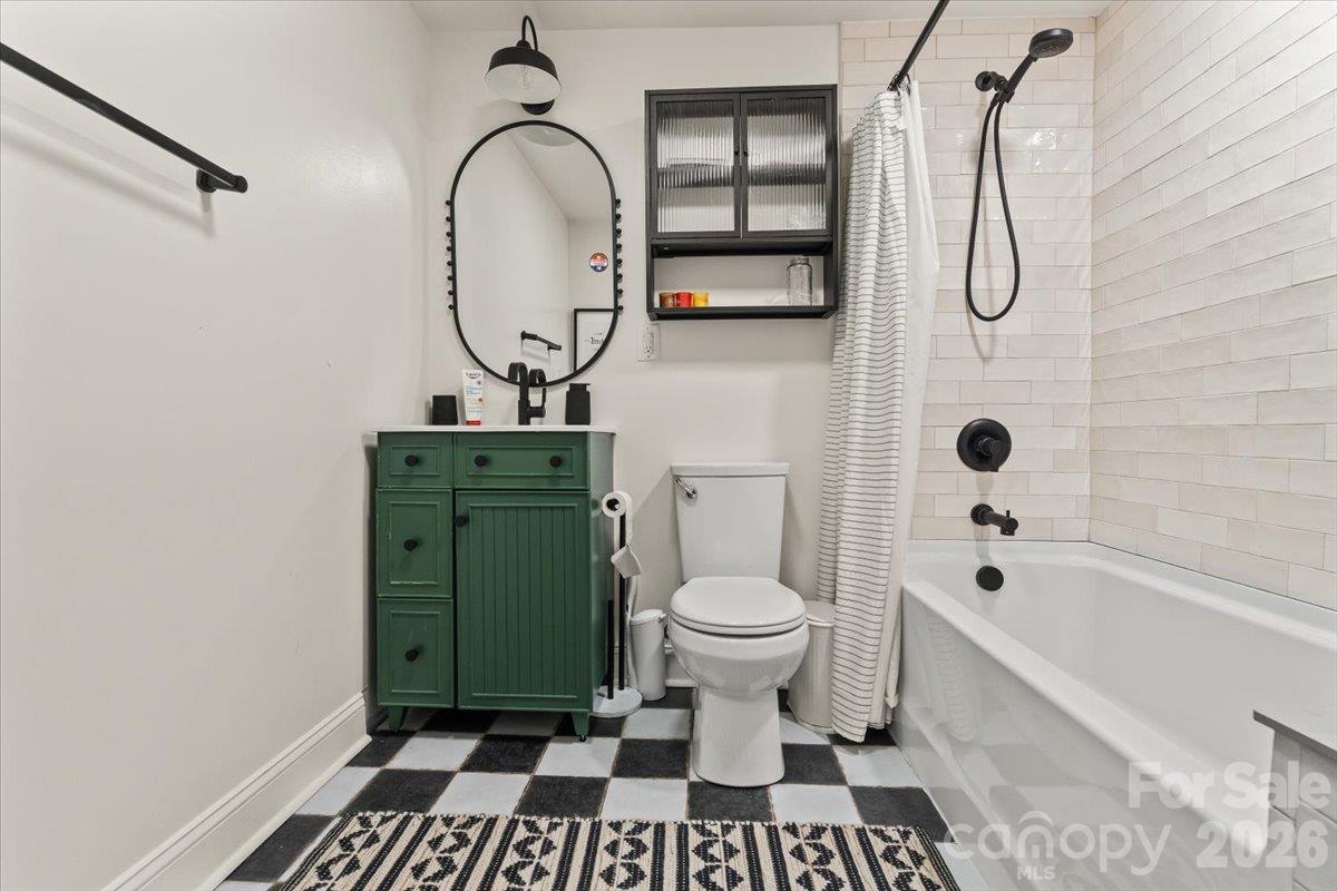 114 Holbrook Street Property Photo 19