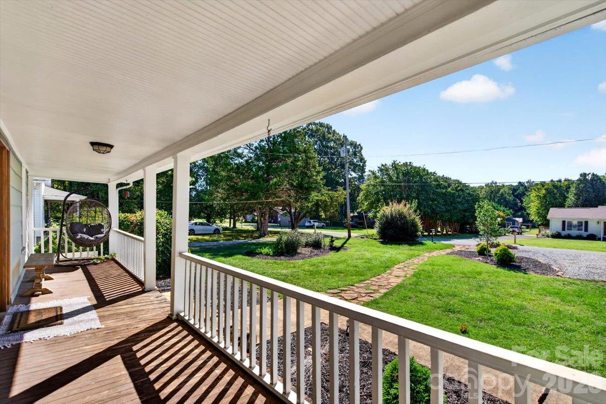 114 Holbrook Street Property Photo 23