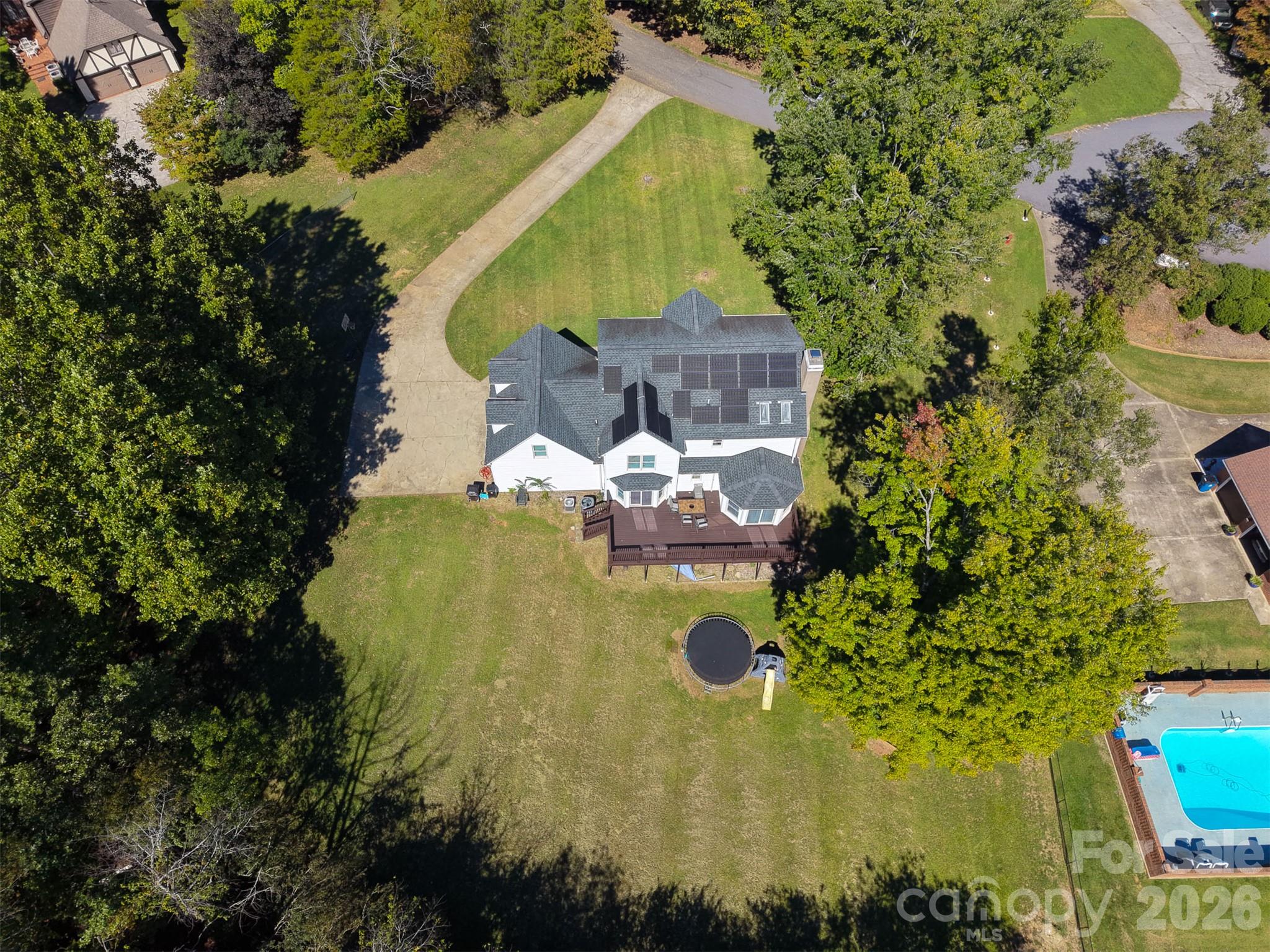 316 La Foret Drive Property Photo 2