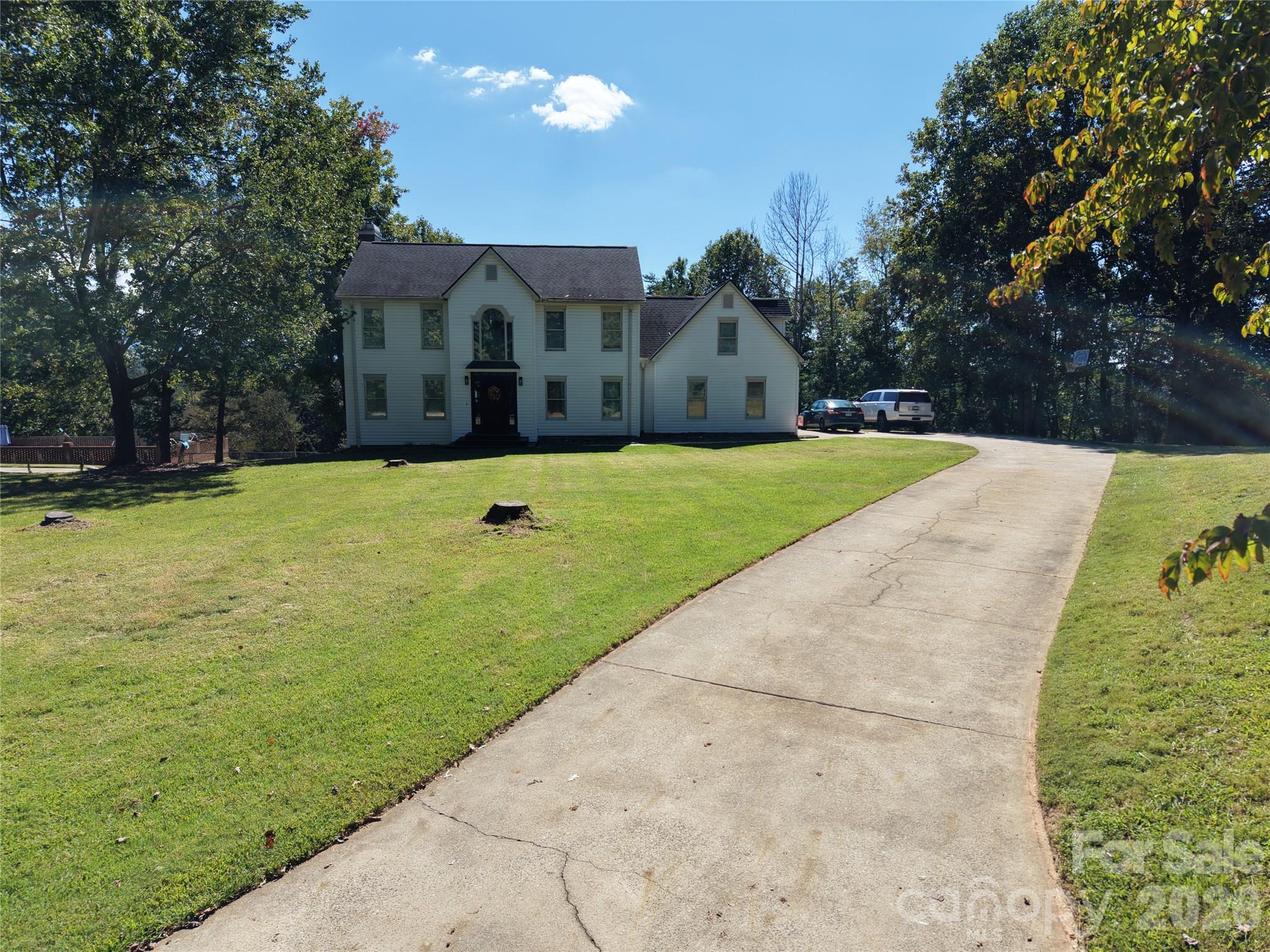 316 La Foret Drive Property Photo 7