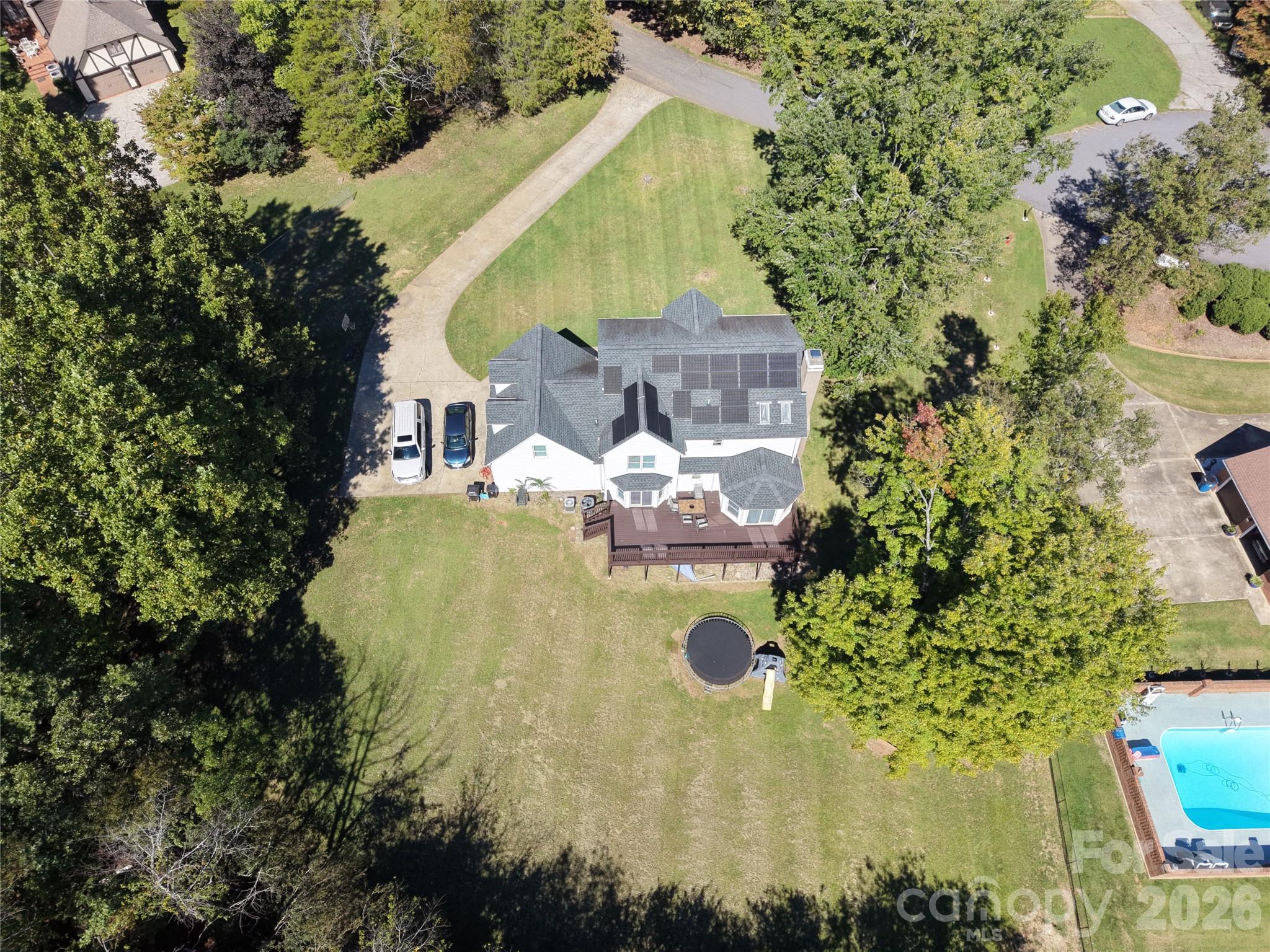 316 La Foret Drive Property Photo 10