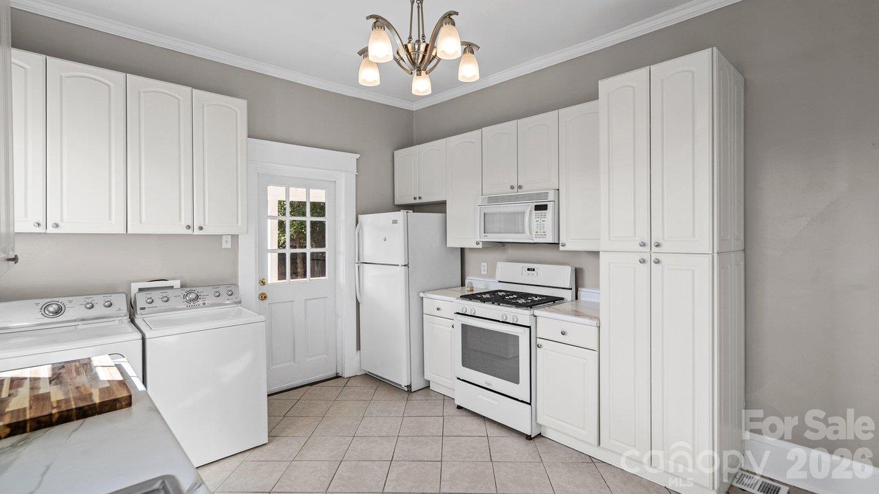 605 Oakland Avenue Property Photo 13