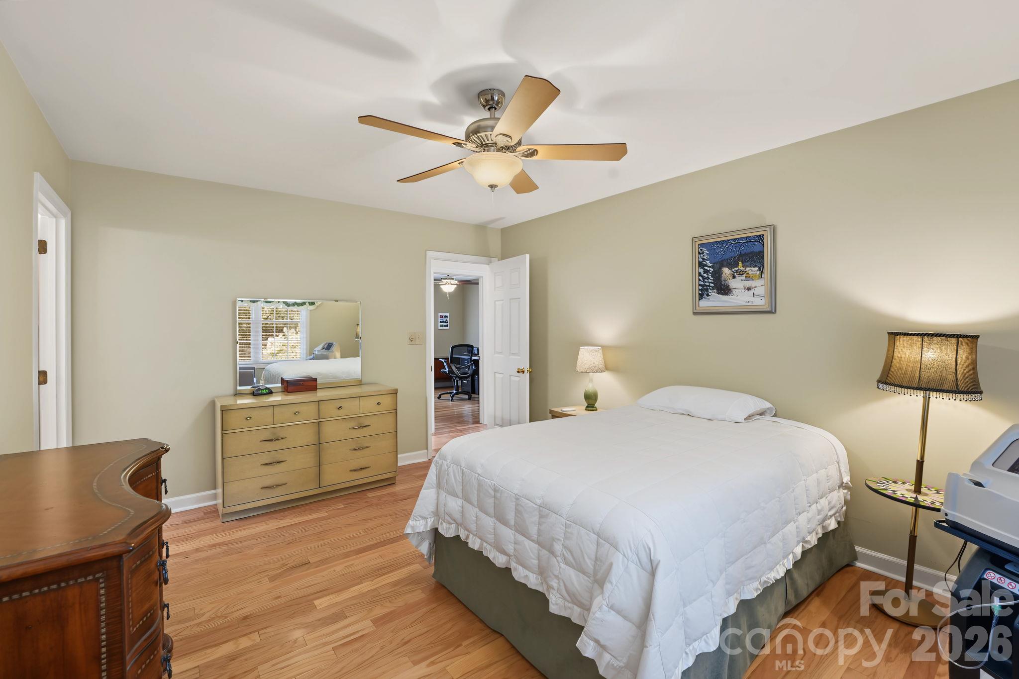 420 English Ivy Court Property Photo 17