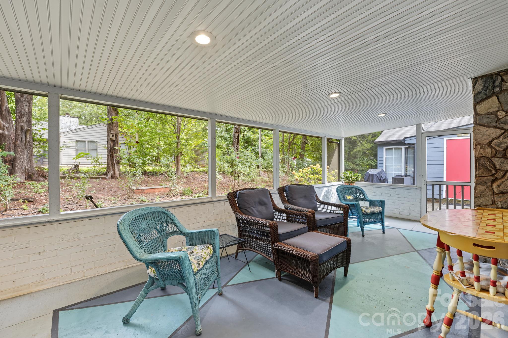 420 English Ivy Court Property Photo 30