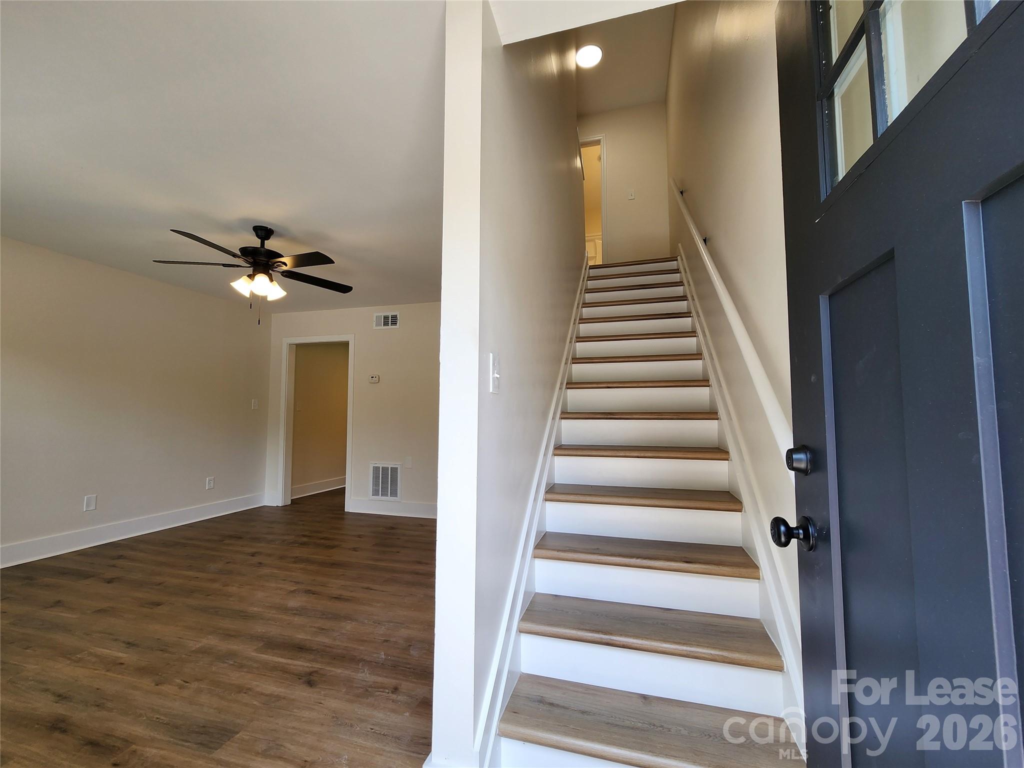 315 Hamilton Drive 5 Property Photo 3