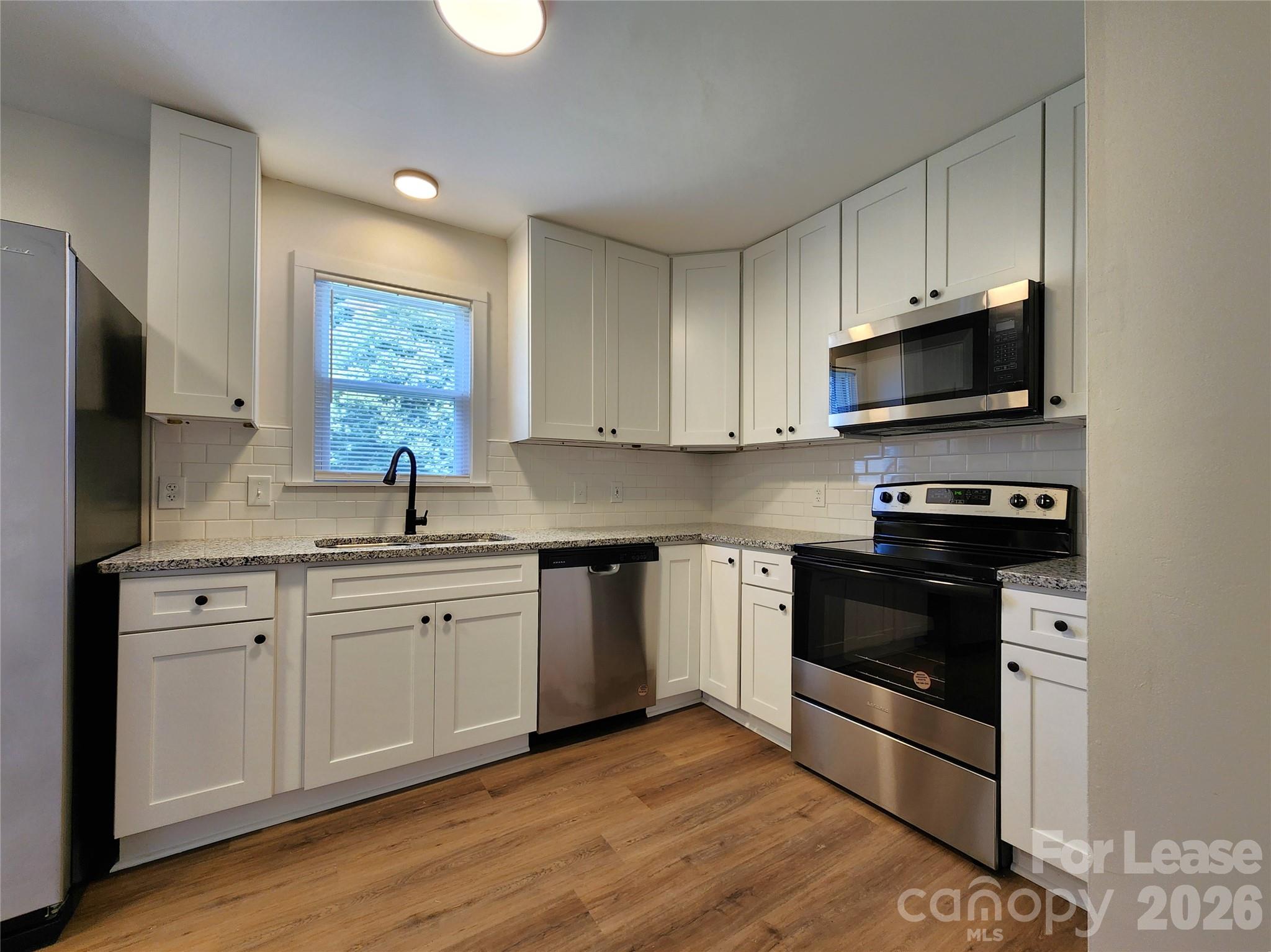 315 Hamilton Drive 5 Property Photo 4