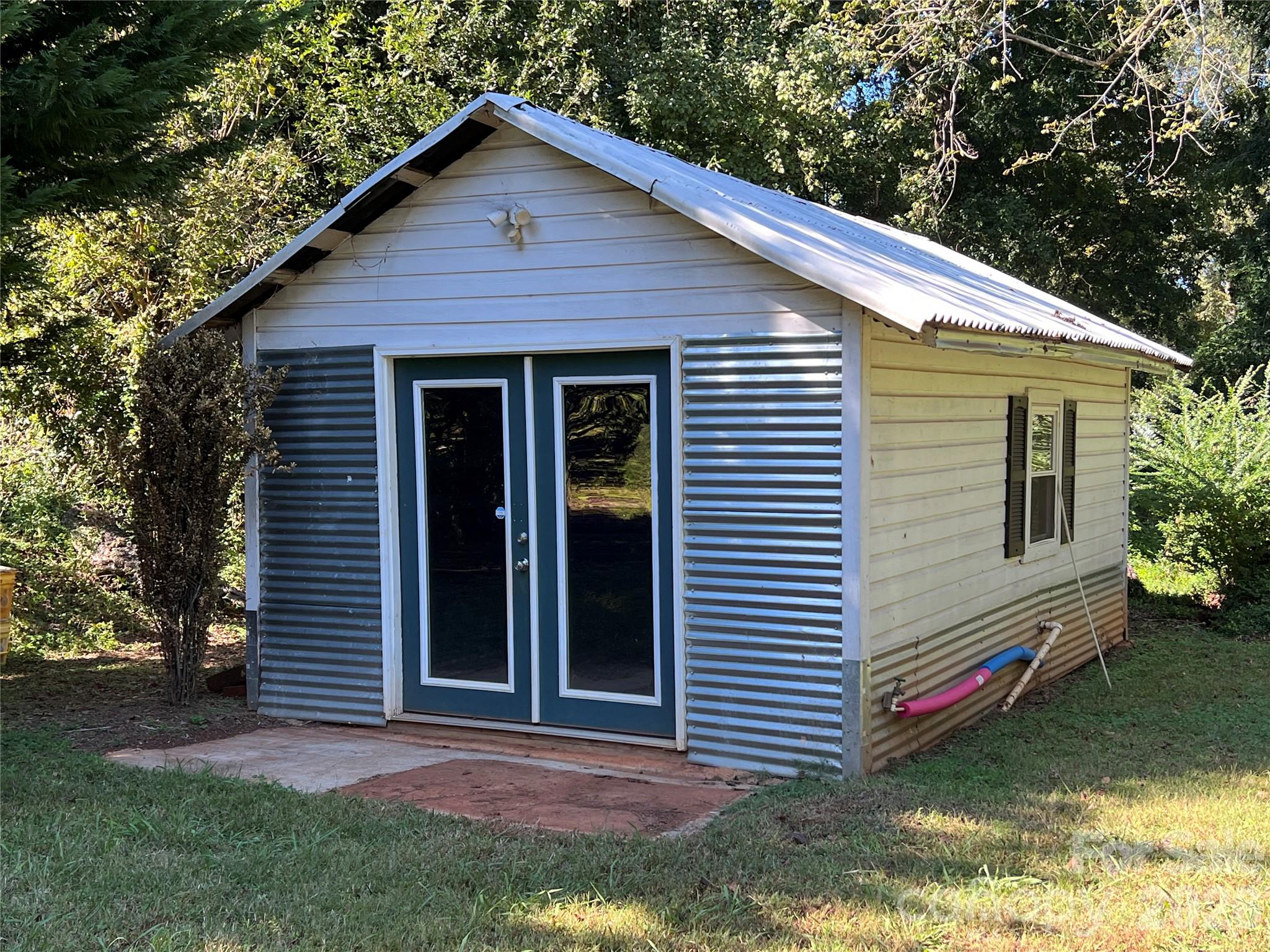 247 Seitz Drive Property Photo 4