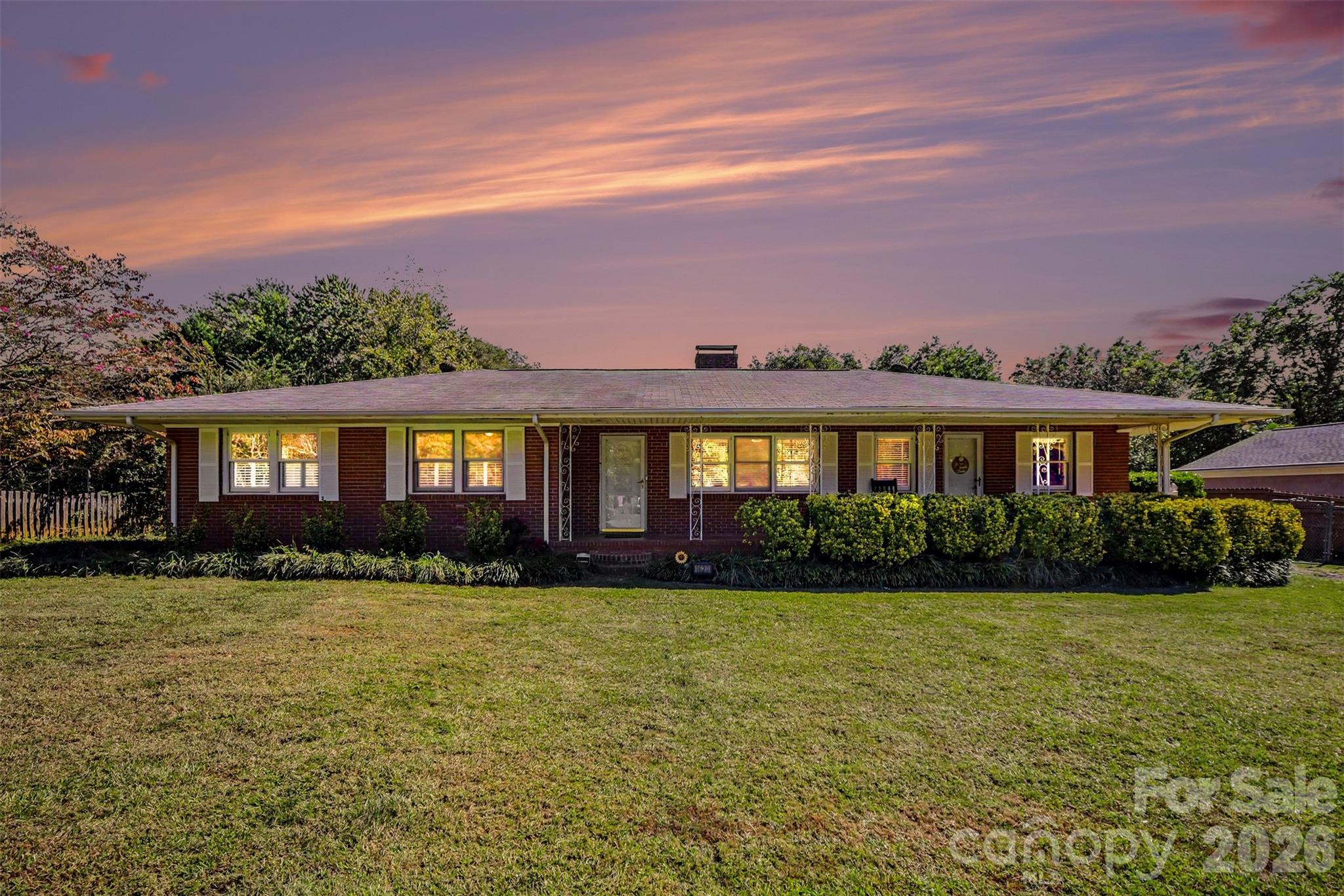 1620 Forest Lake Drive Property Photo 1