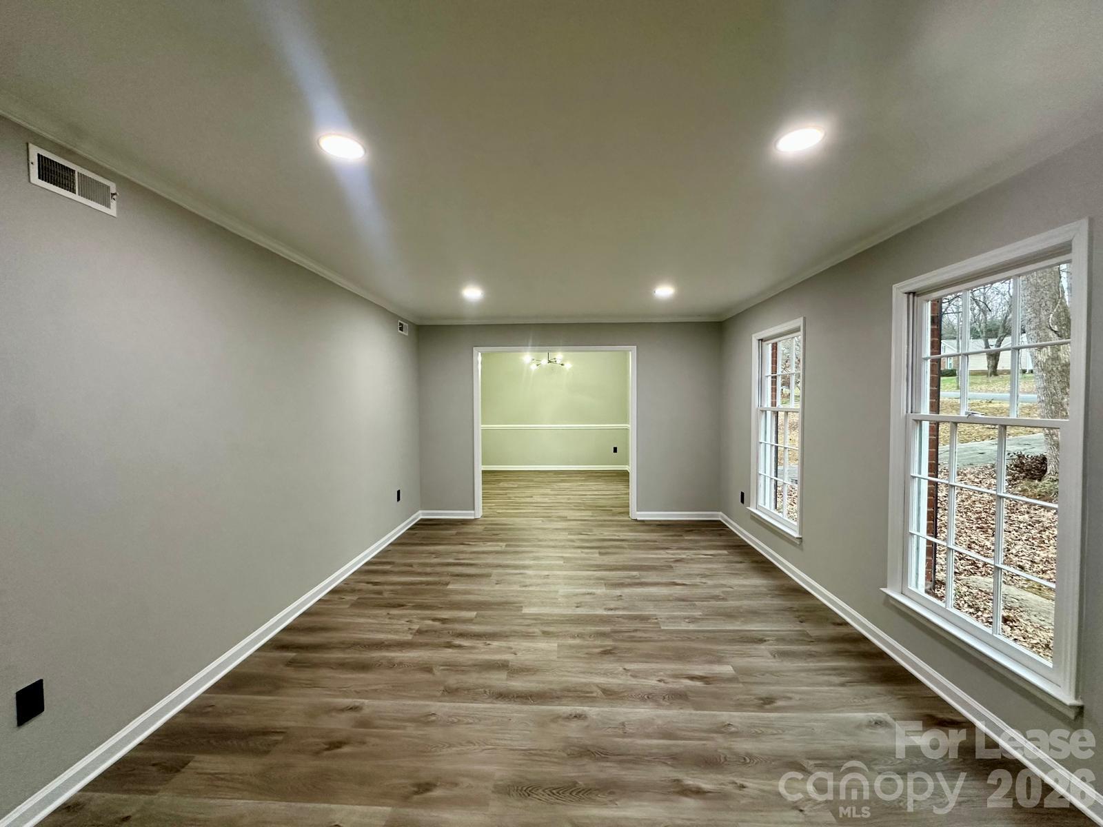 1401 Longbrook Drive Property Photo 11