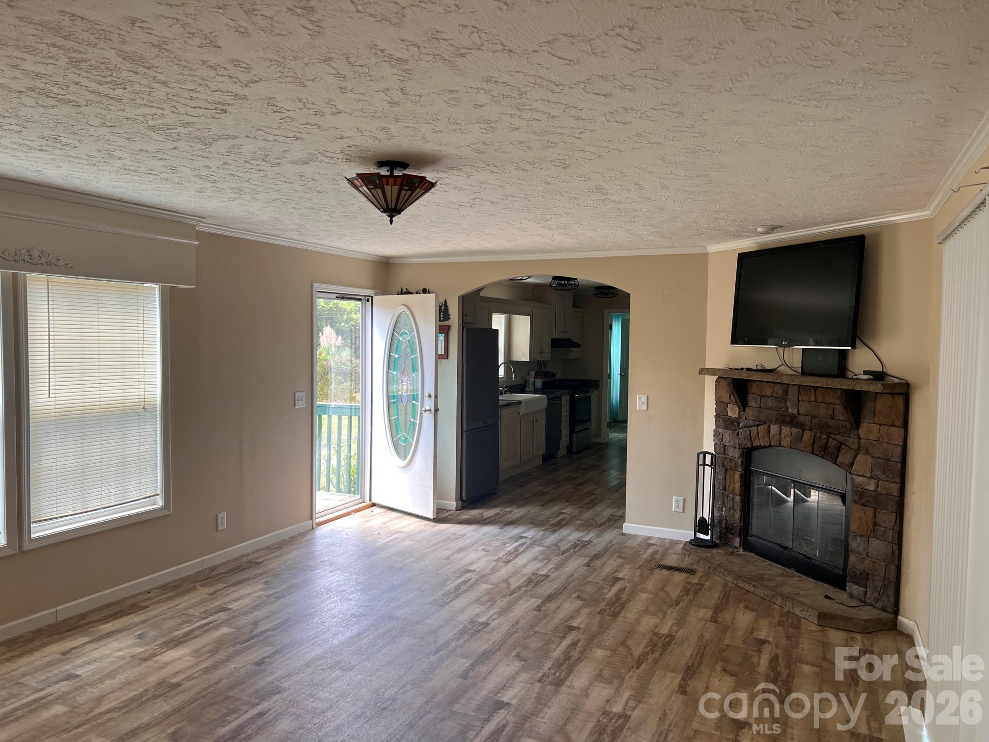 230 Squirrel Run Property Photo 2