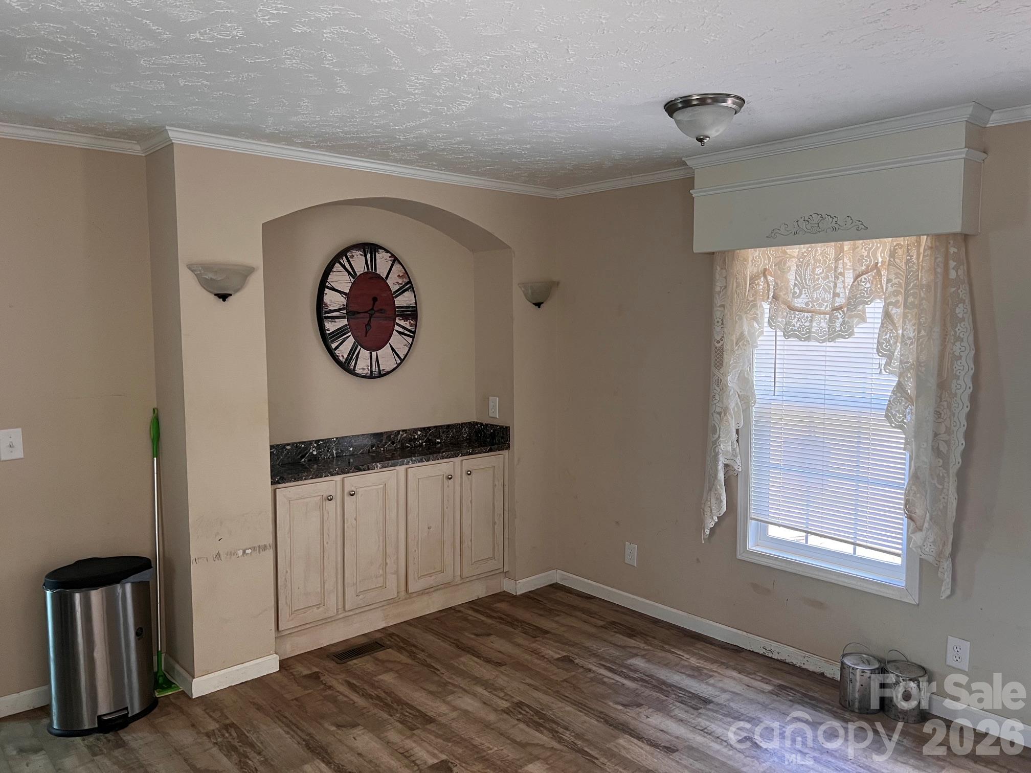230 Squirrel Run Property Photo 5
